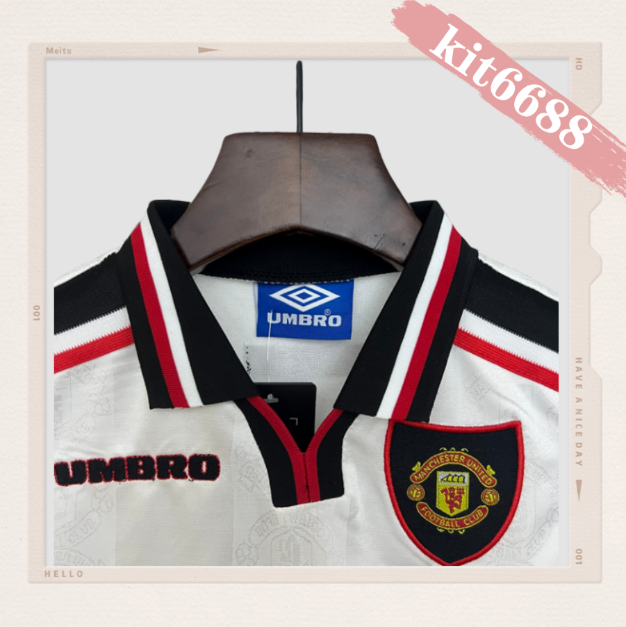 97/98 Manchester United Away Retro Football Soccer Kids Kit