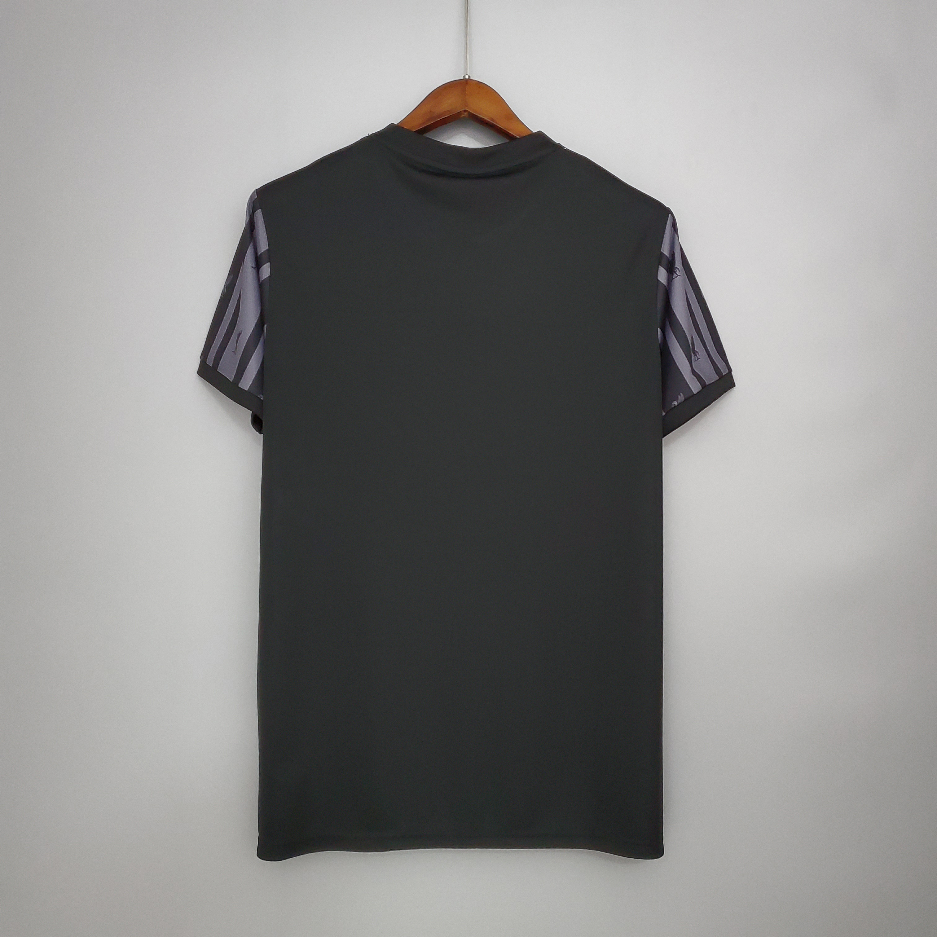 Retro Liverpool Champion Special Edition Black