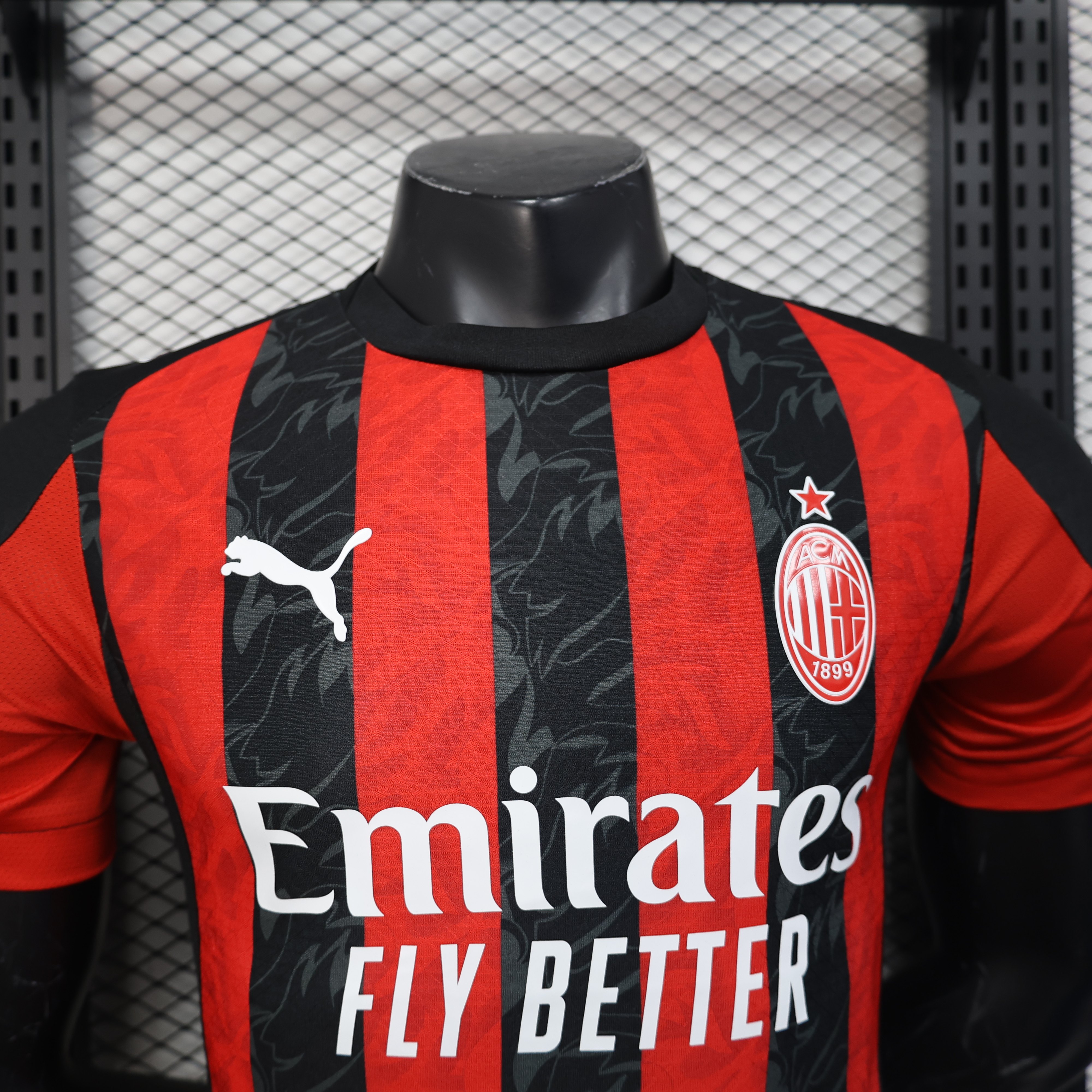 2025/2026 AC Milan Home Football Shirt (Player Edition)