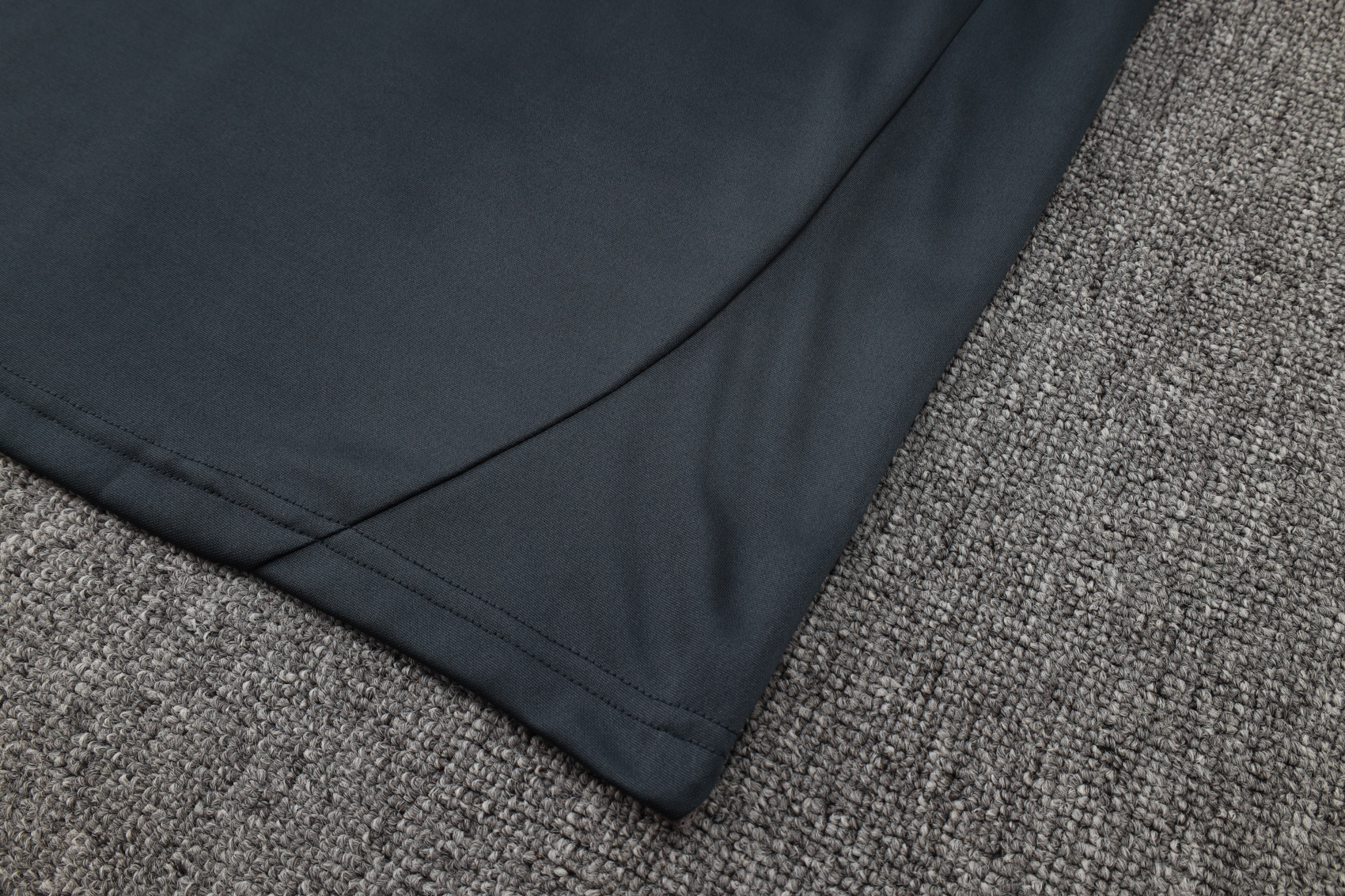 2024/2025 Real Madrid Grey Adult Half Zip Training Kit (Adult Kit)