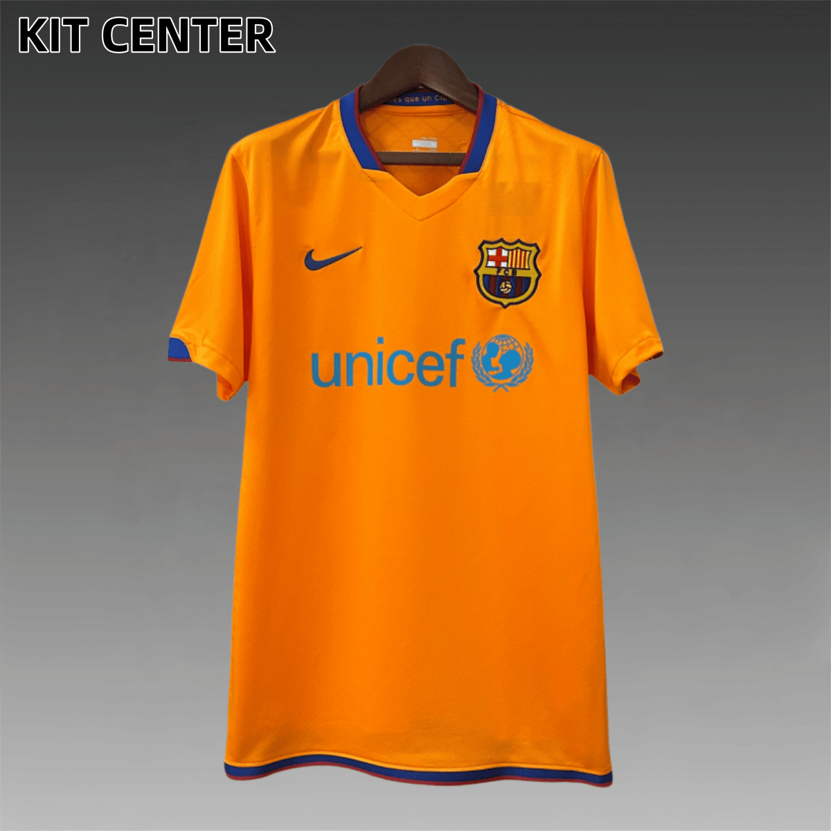 2006/2007 Barcelona Away Retro Football Shirt