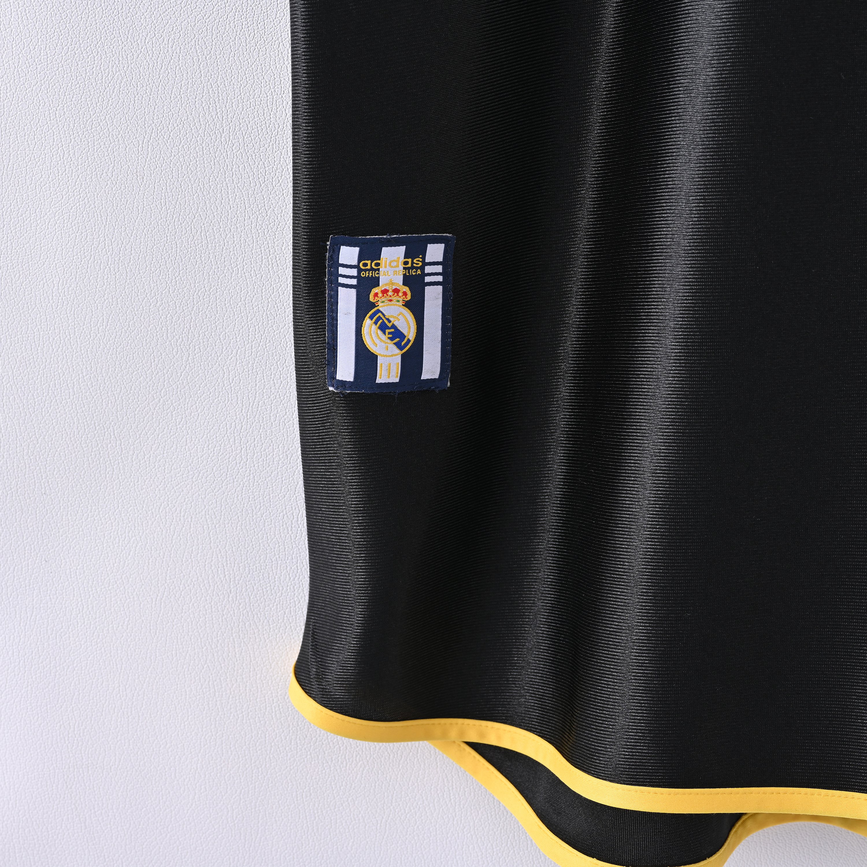 1998/2000 Real Madrid Away Retro Football Shirt