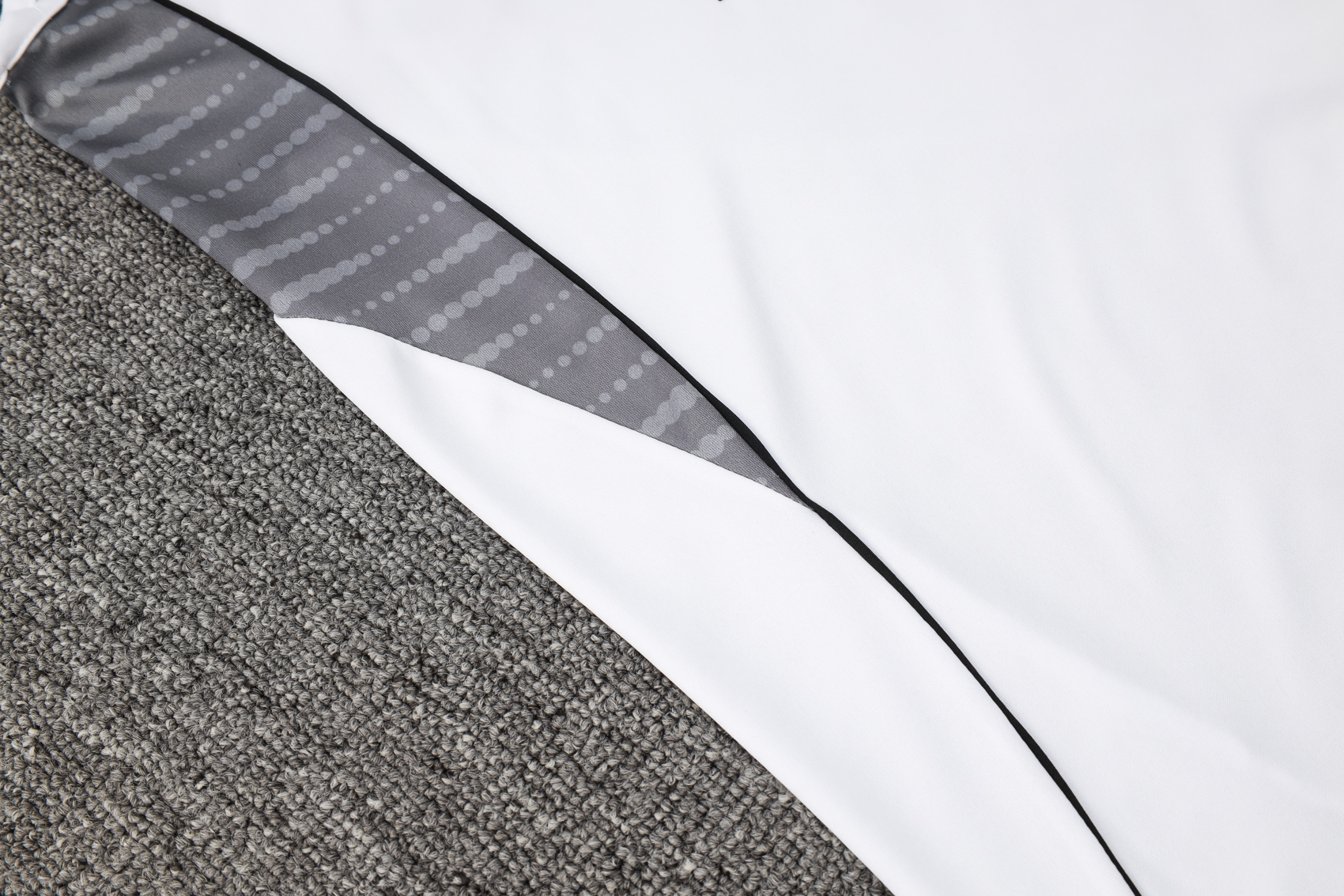 2024/2025 Real Madrid white adult vest training suit (Adult Kit)