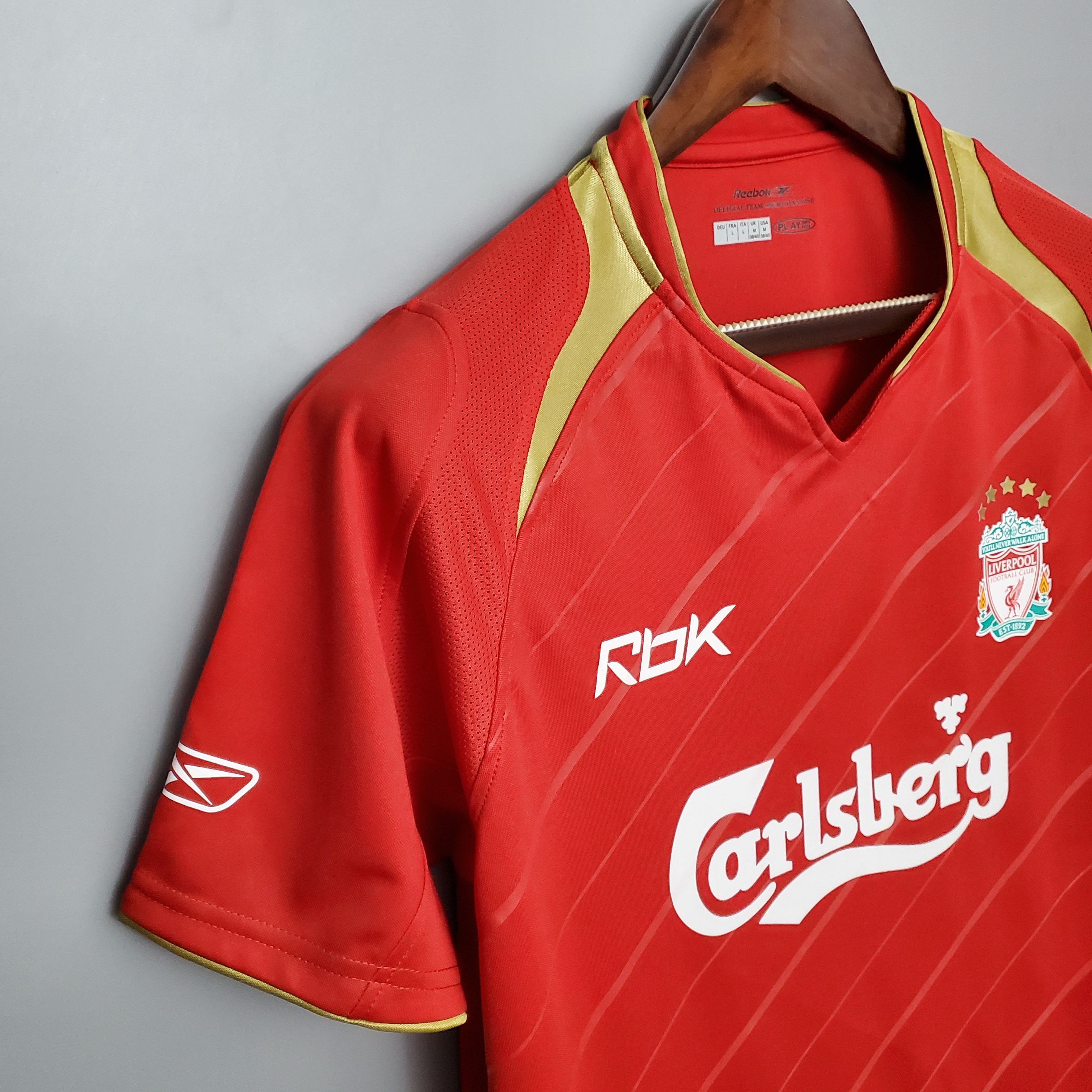 2004/2005 Liverpool Retro Home Football Shirt