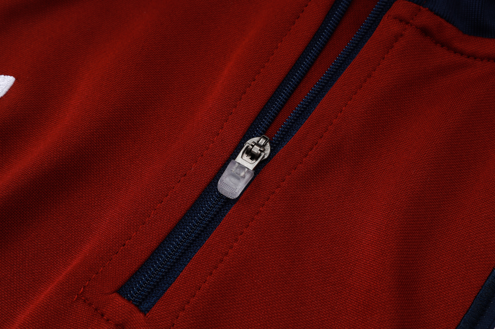 2025/2026 Arsenal Adult Burgundy Half Zip Training Suit (Adult Kit)