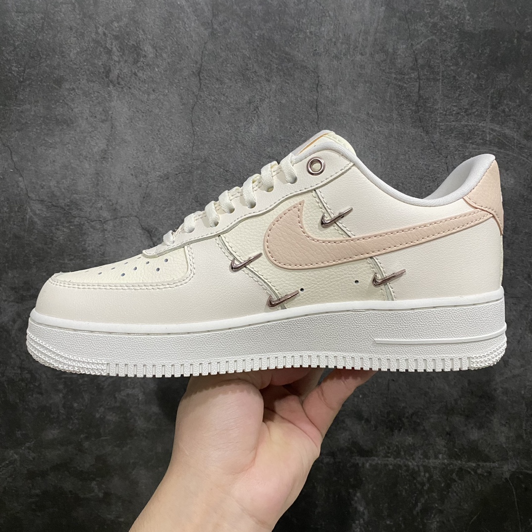 Nike Air Force 1 Low
