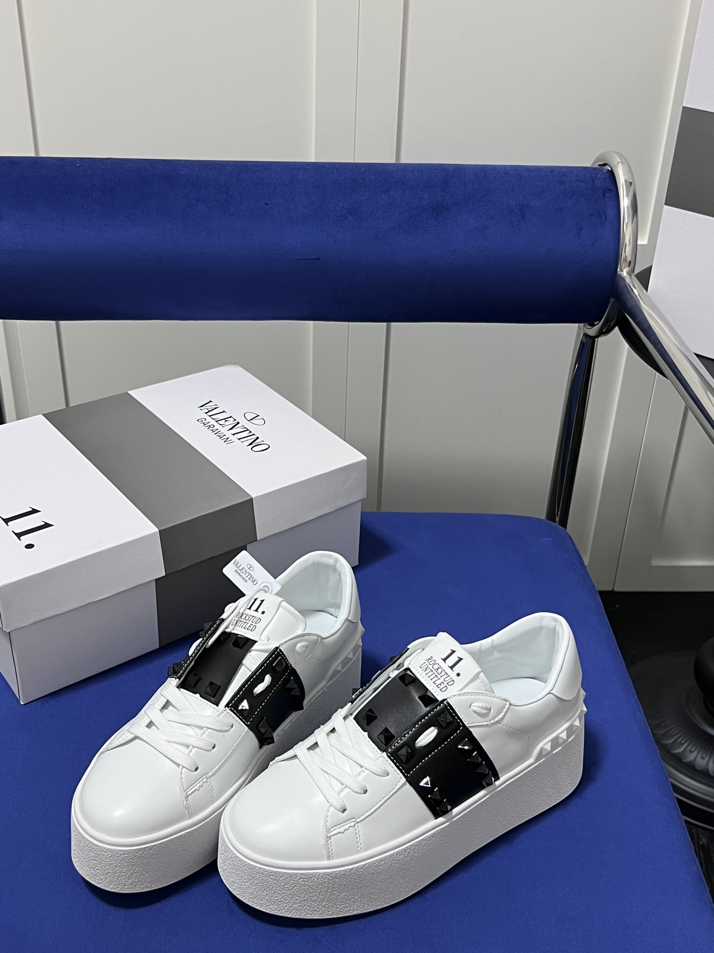 Valentino Garavani Rockstud
