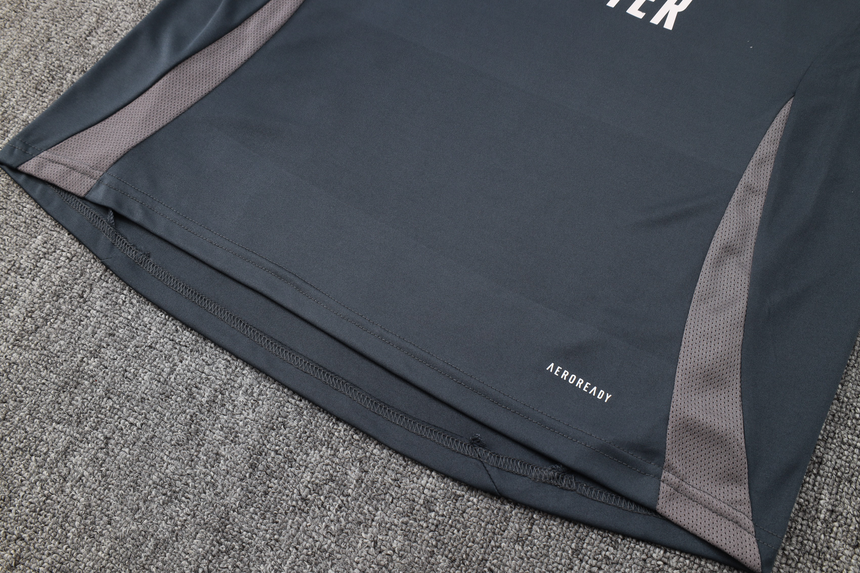 2024/2025 Real Madrid grey adult vest training suit (Adult Kit)