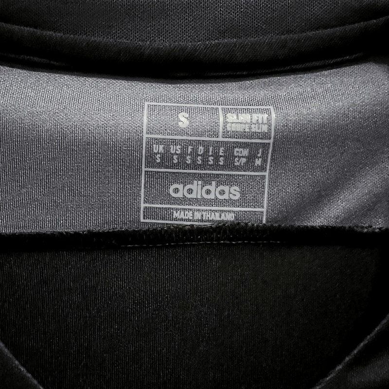 2023/2024 Japan Gold Saint Edition Football Shirt (Fan Edition)