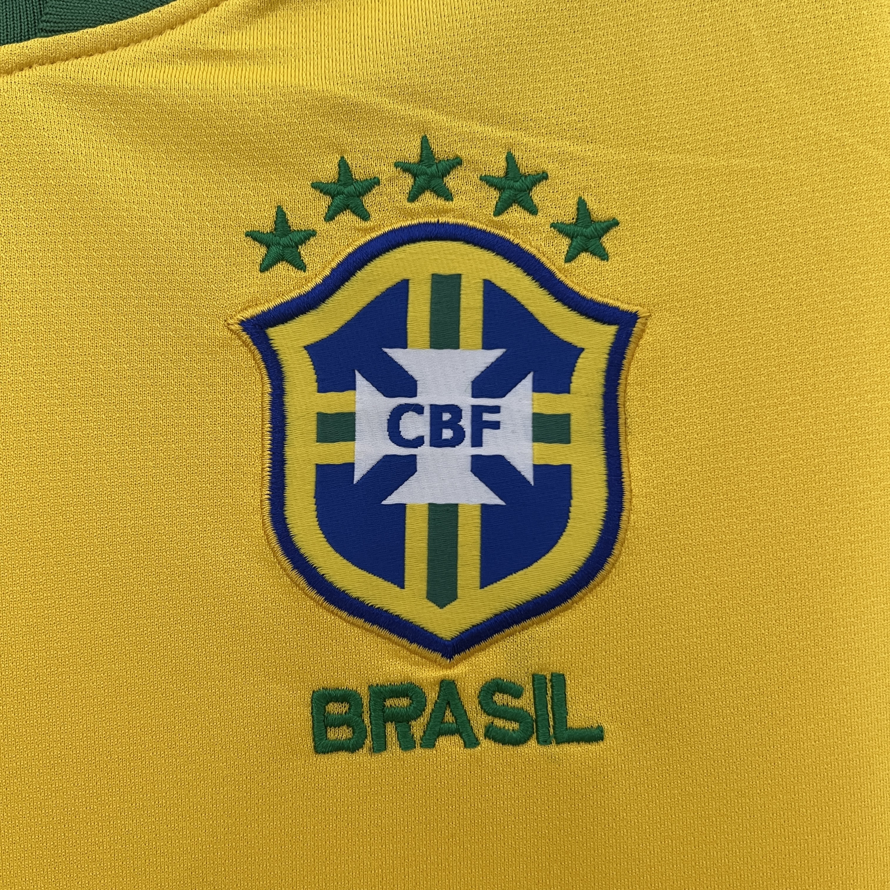 2010 Brazil home Retro Football Shirt