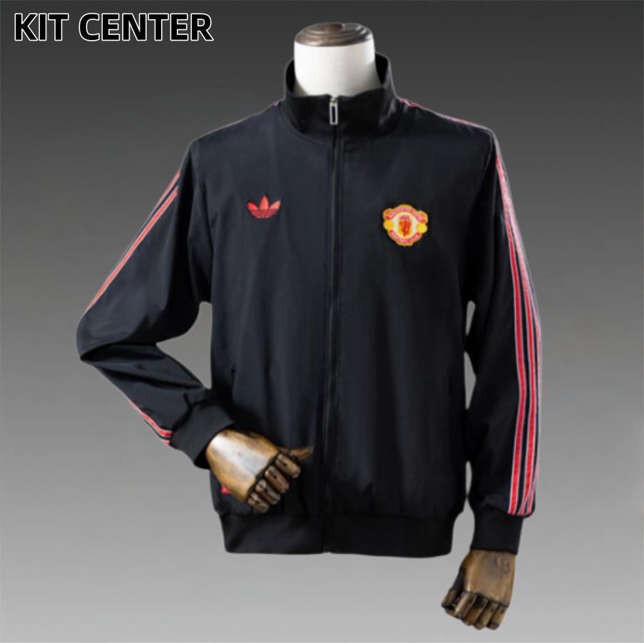 26/27 Manchester United Retro Windbreaker