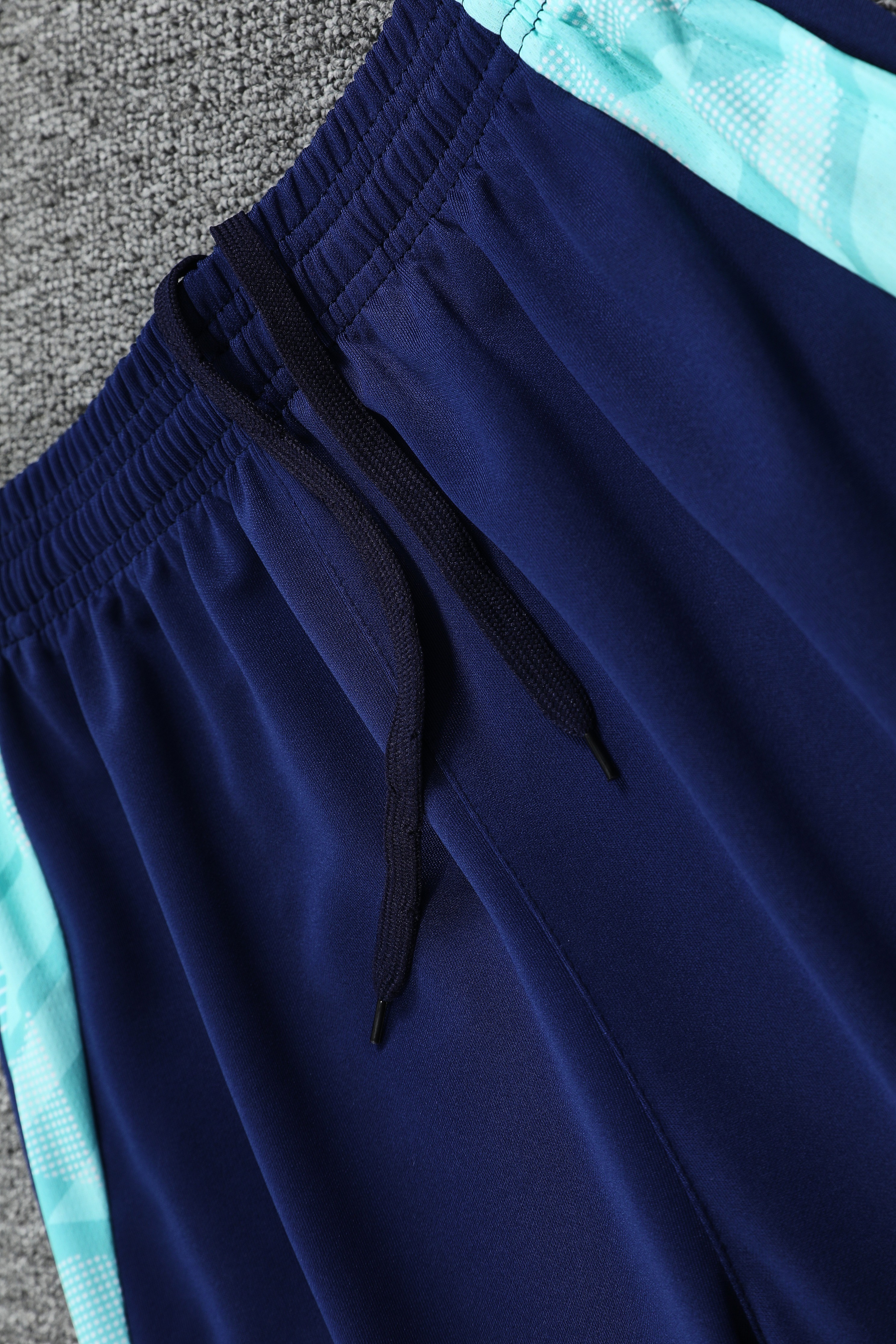 2025/2026 Flamengo Adult Long Sleeve Hood Kit