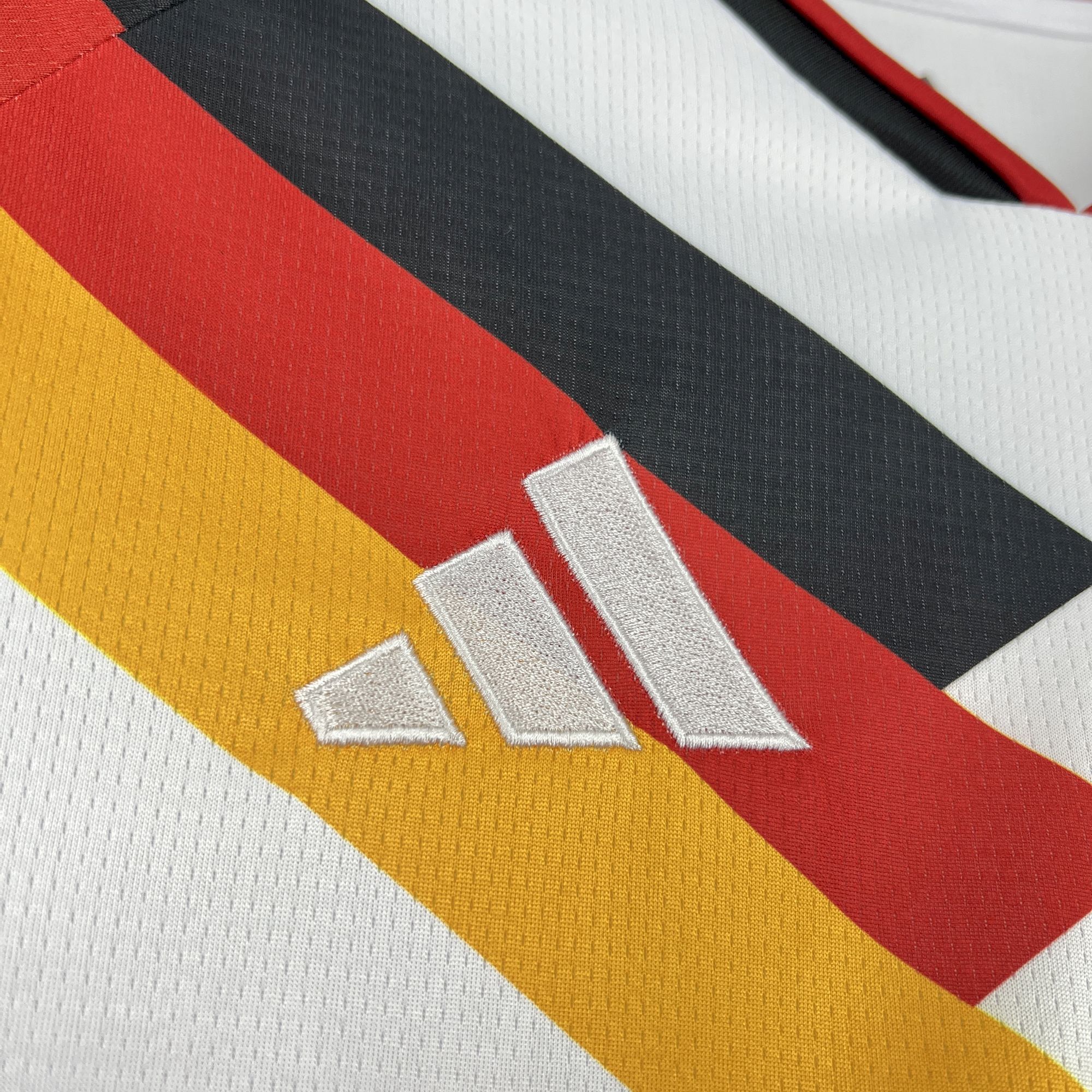 2026 Germany Home Long-Sleeve Football Jersey (Fan Edition)