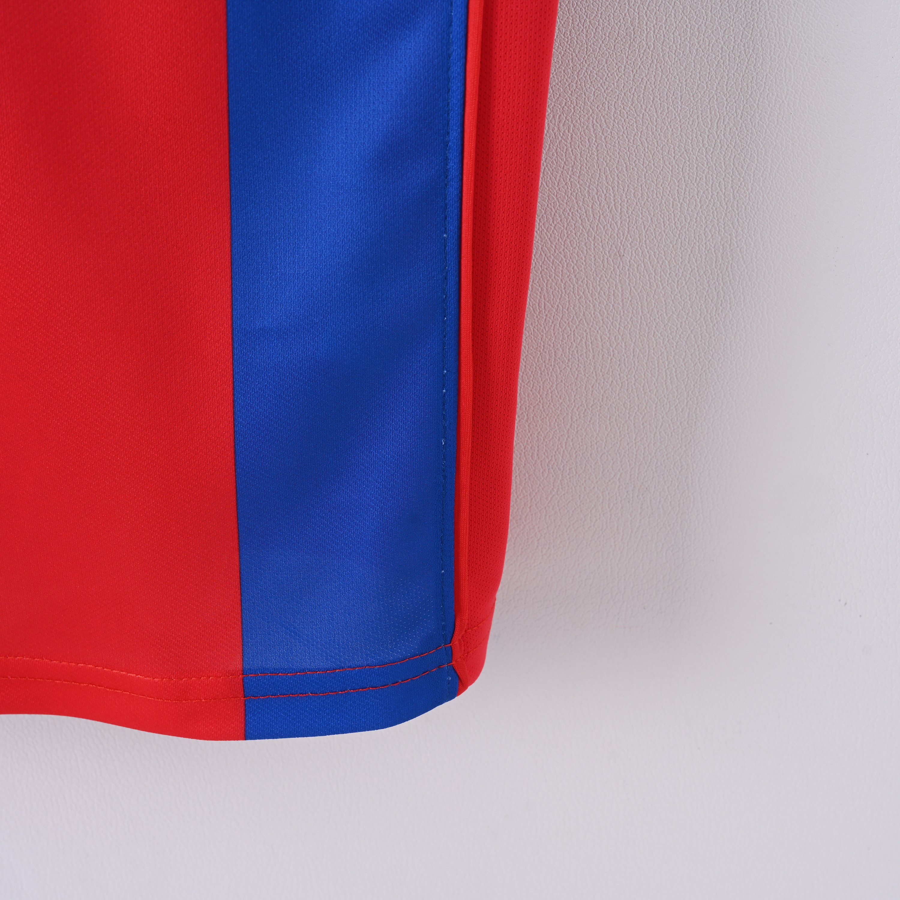 2004/2005 Barcelona Home Retro Football Shirt