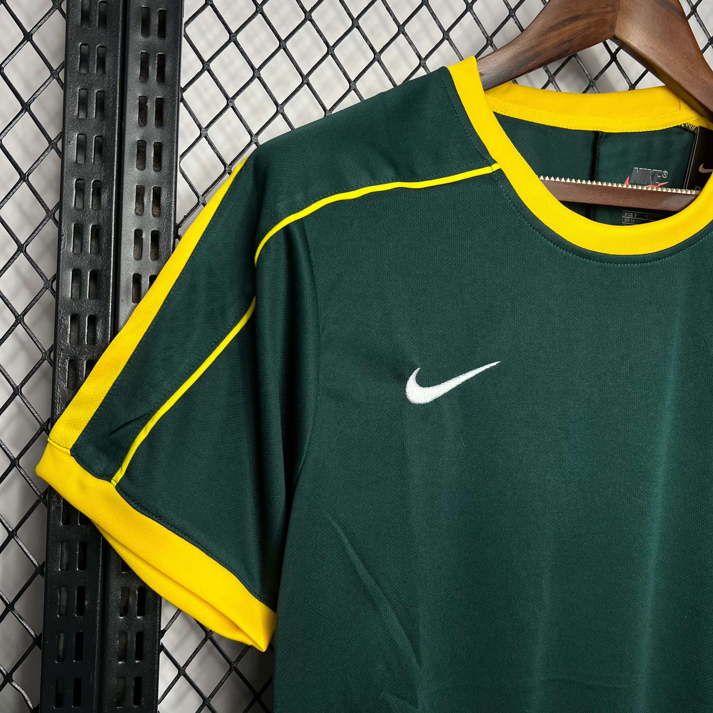 1998 Brazil Goalkeeper Retro Football Shirt