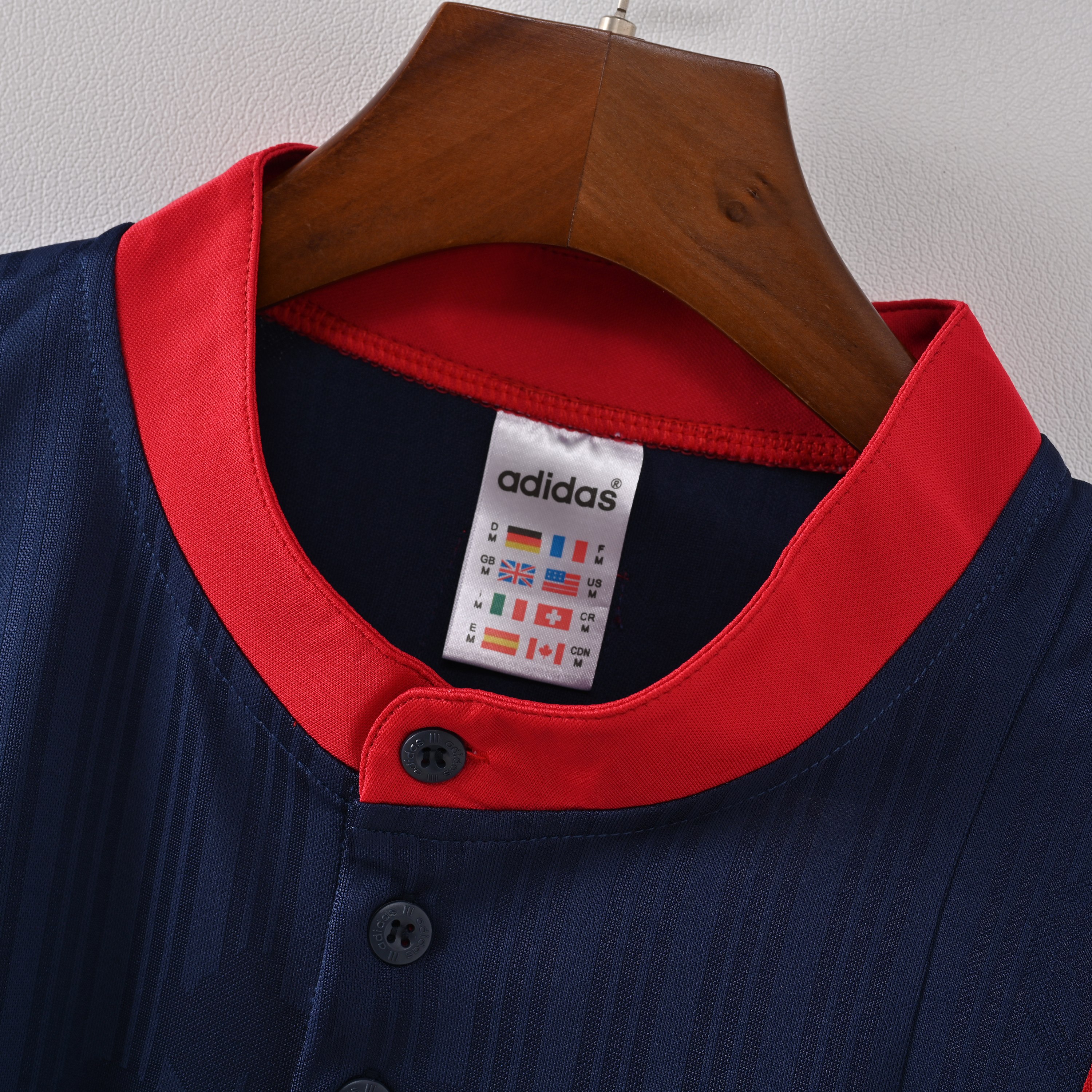 1996 Spain Away Retro Football Shirt