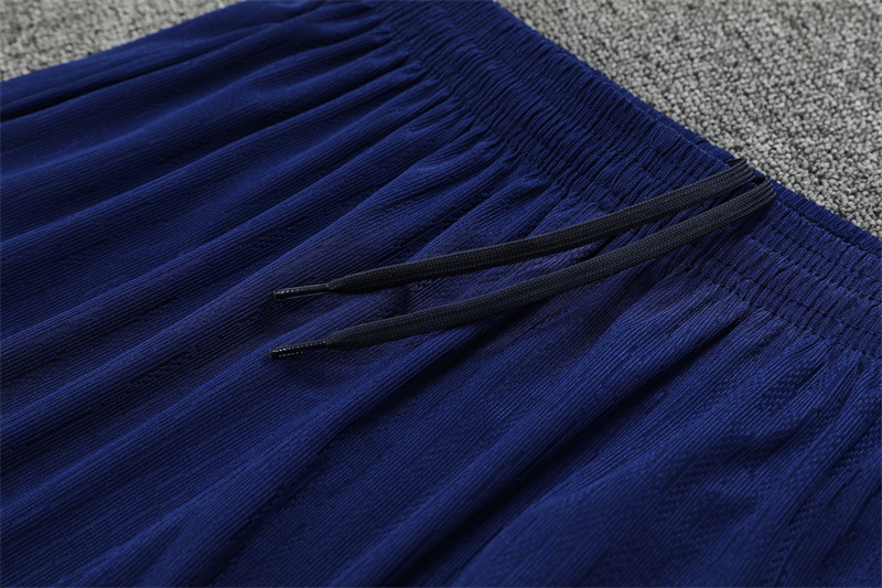 2025/2026 Tottenham Kids Half Zip Training Clothes (Kids Kit)