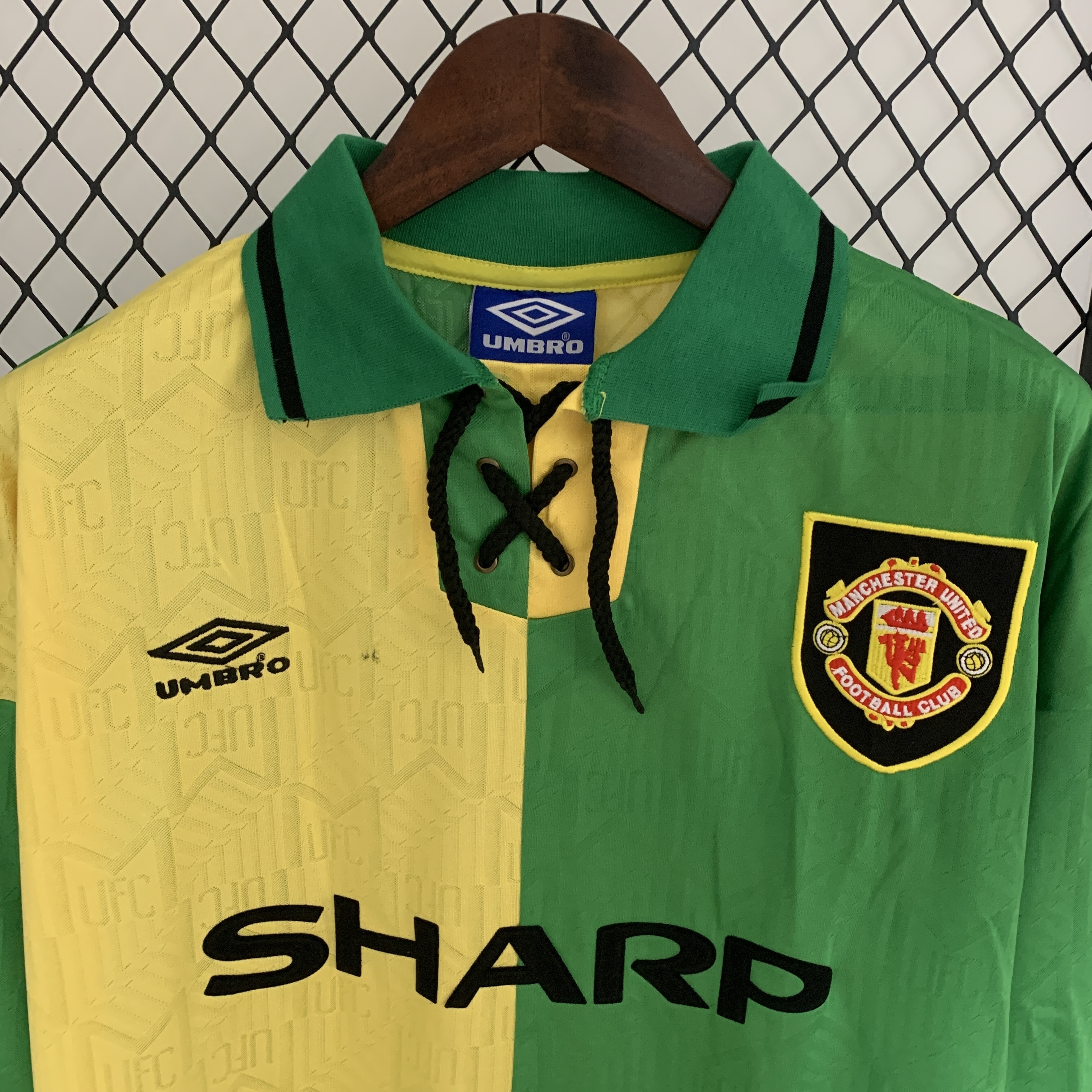 92/94 Manchester United Third Away long sleeved retro football jersey