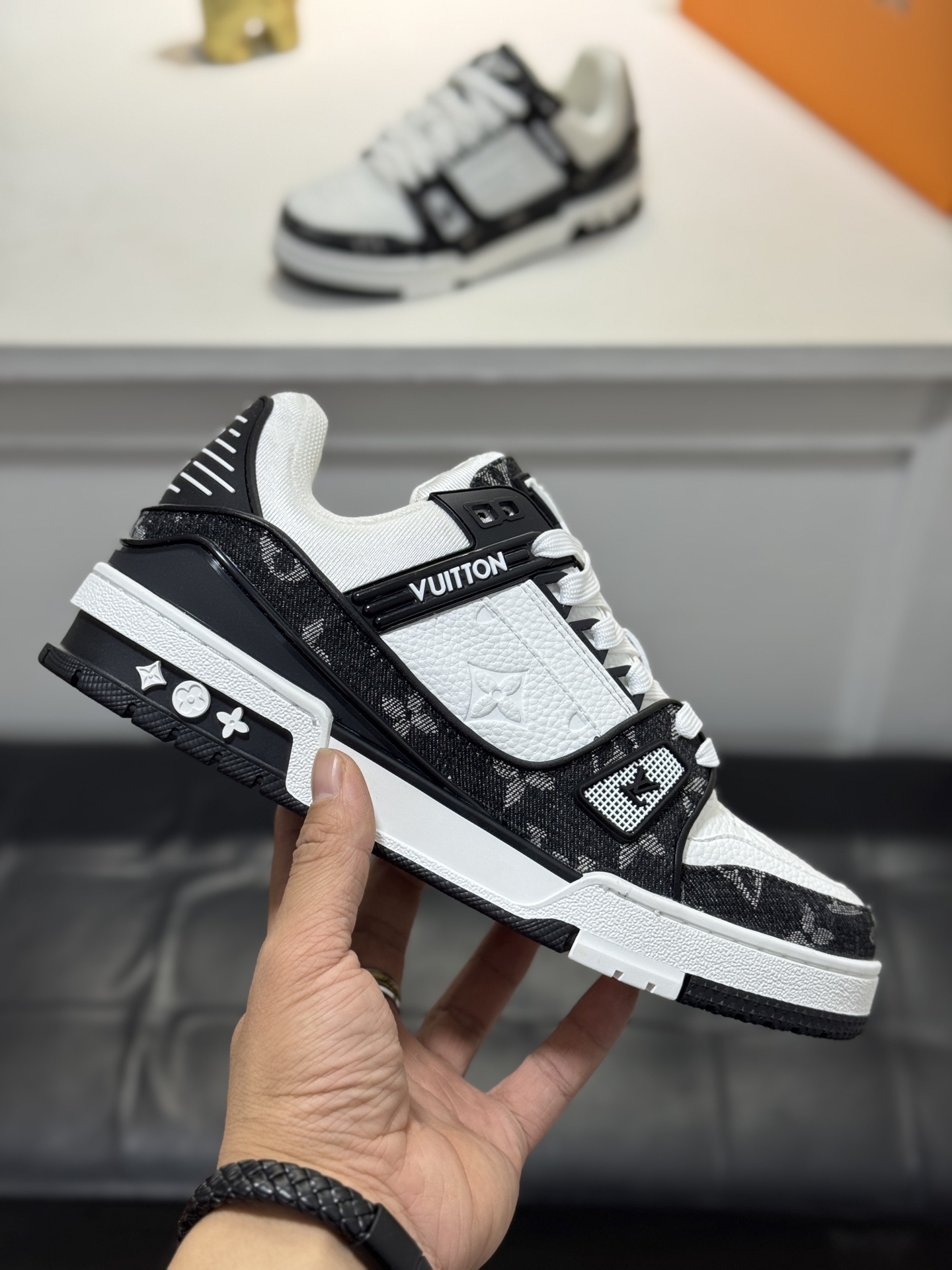 LV Louis vuitton Trainer Sneaker Low Virgil Abloh Monogram