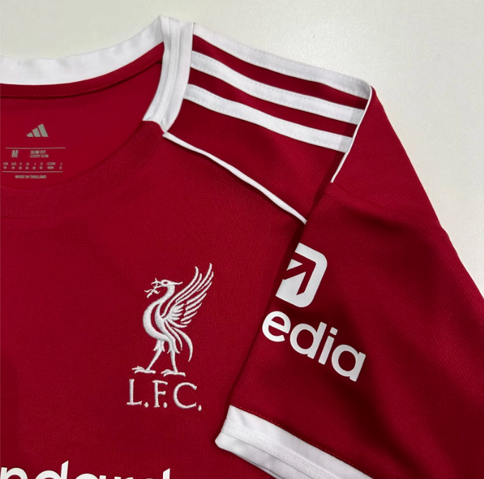 2025/2026 Liverpool Home Football Shirt (Fans)