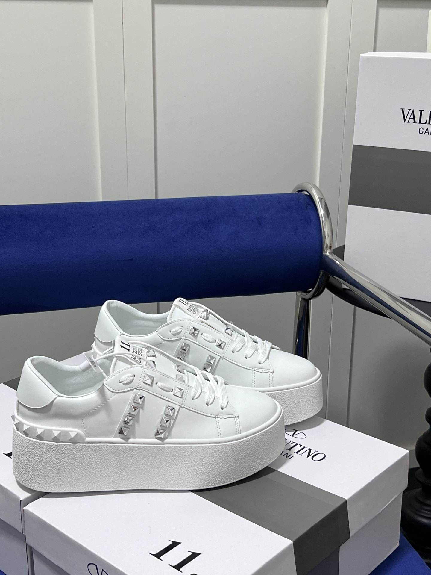 Valentino Garavani Rockstud