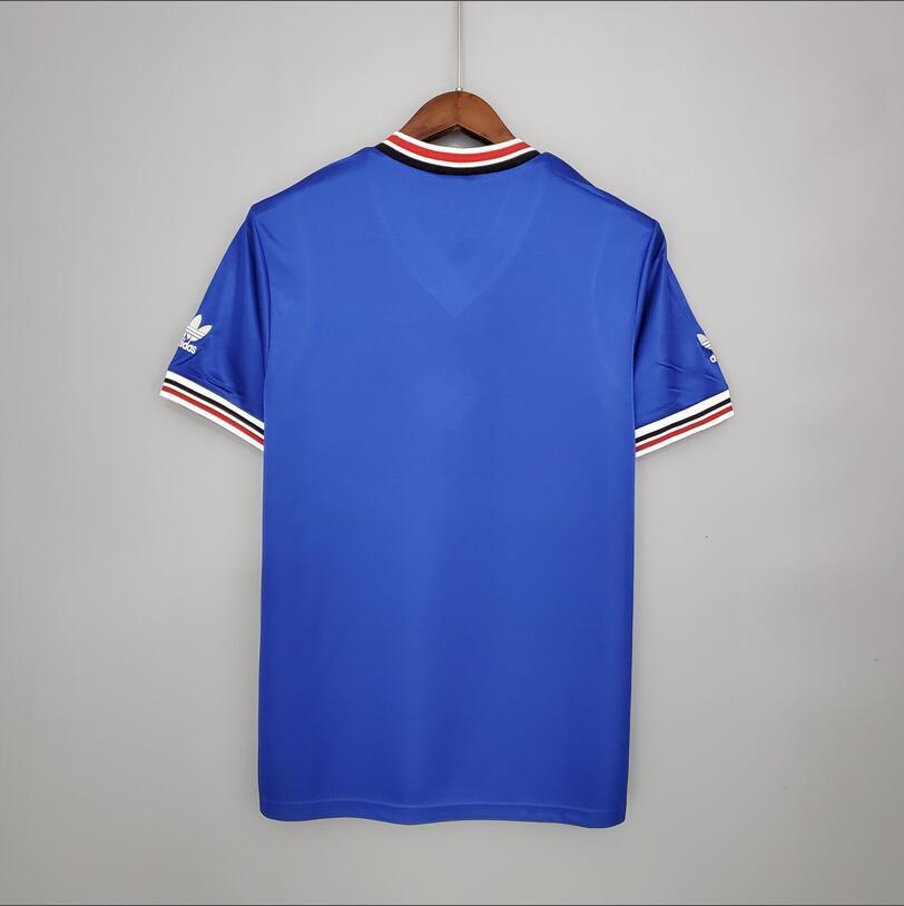 85/86 Manchester United Away retro football jersey