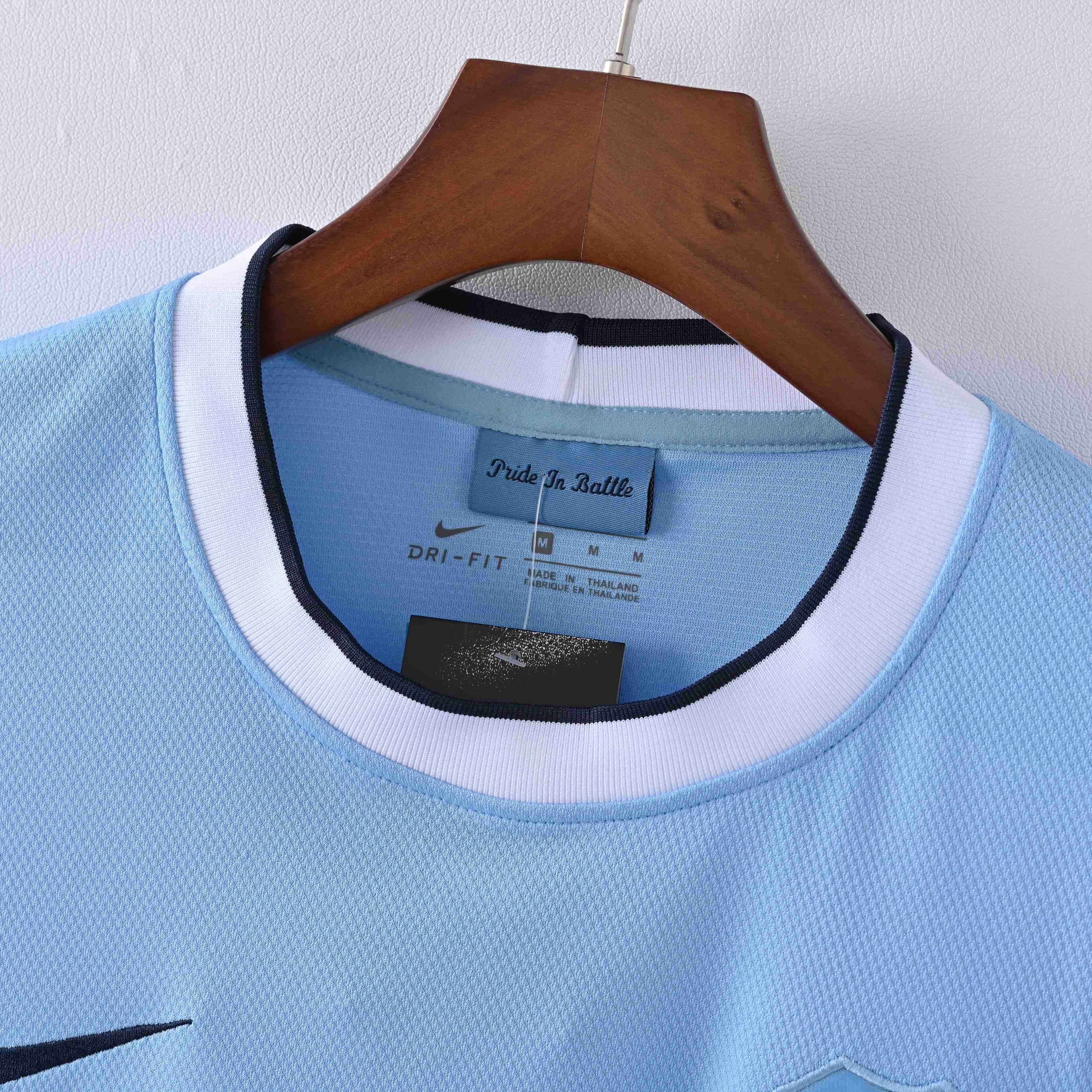 2013/2014 Manchester City Retro Home Football Shirt