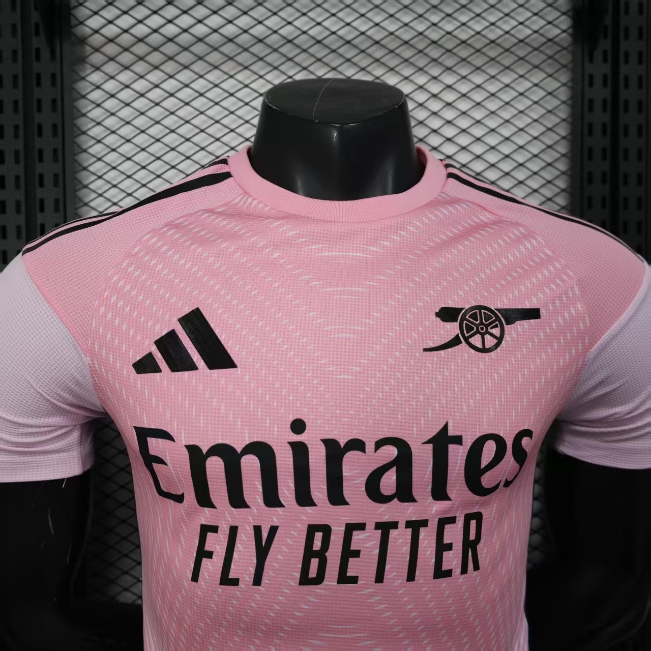 2025/2026 Arsenal Pink Goalkeeper Football Shirt (Player)