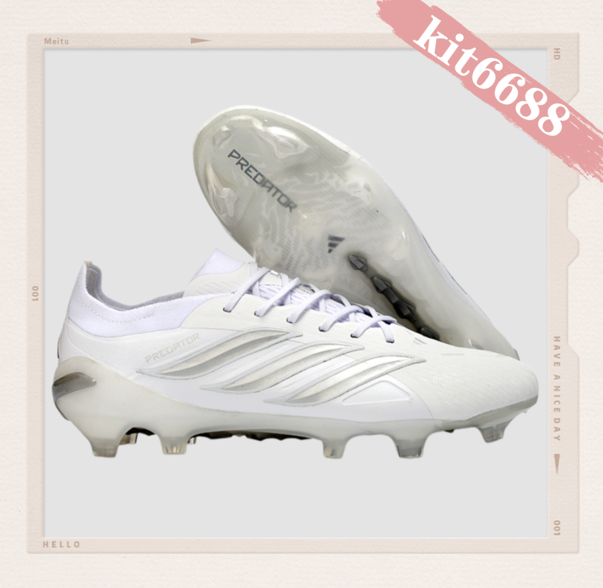 A Predator Elite FG 26 Full Knit Soccer Boots