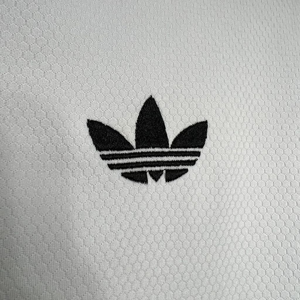 Juventus Casual White T-Shirt