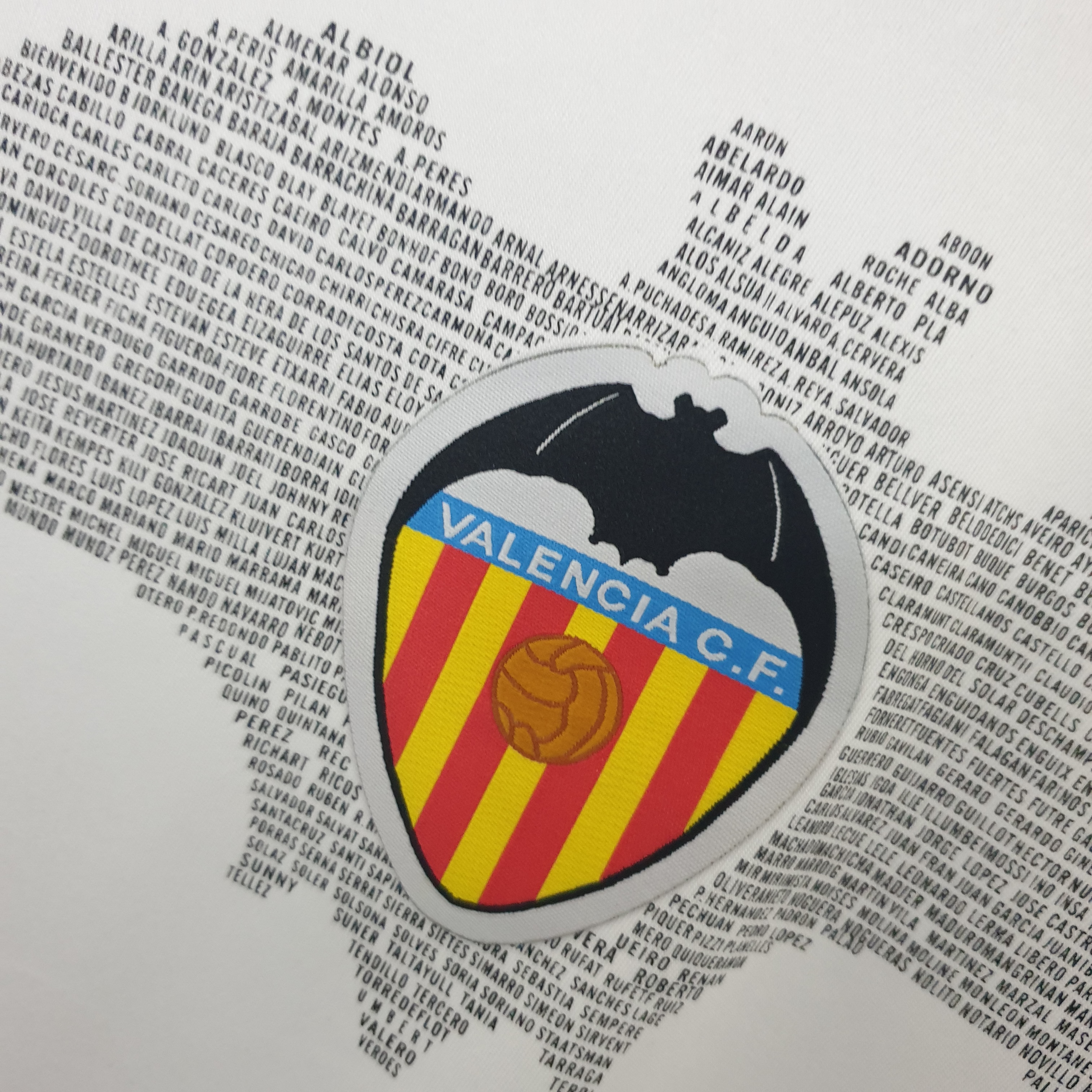 2009/2010 Valencia Home Retro Football Shirt