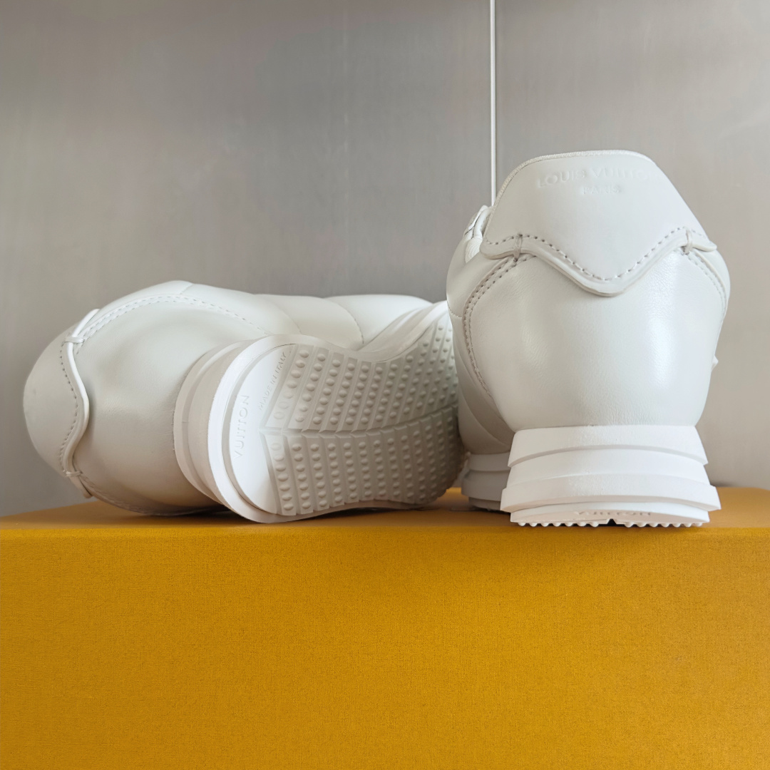 LV Louis vuitton Buttersoft