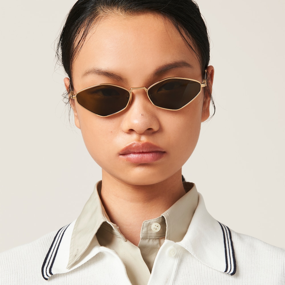 Miu Miu Logo sunglasses