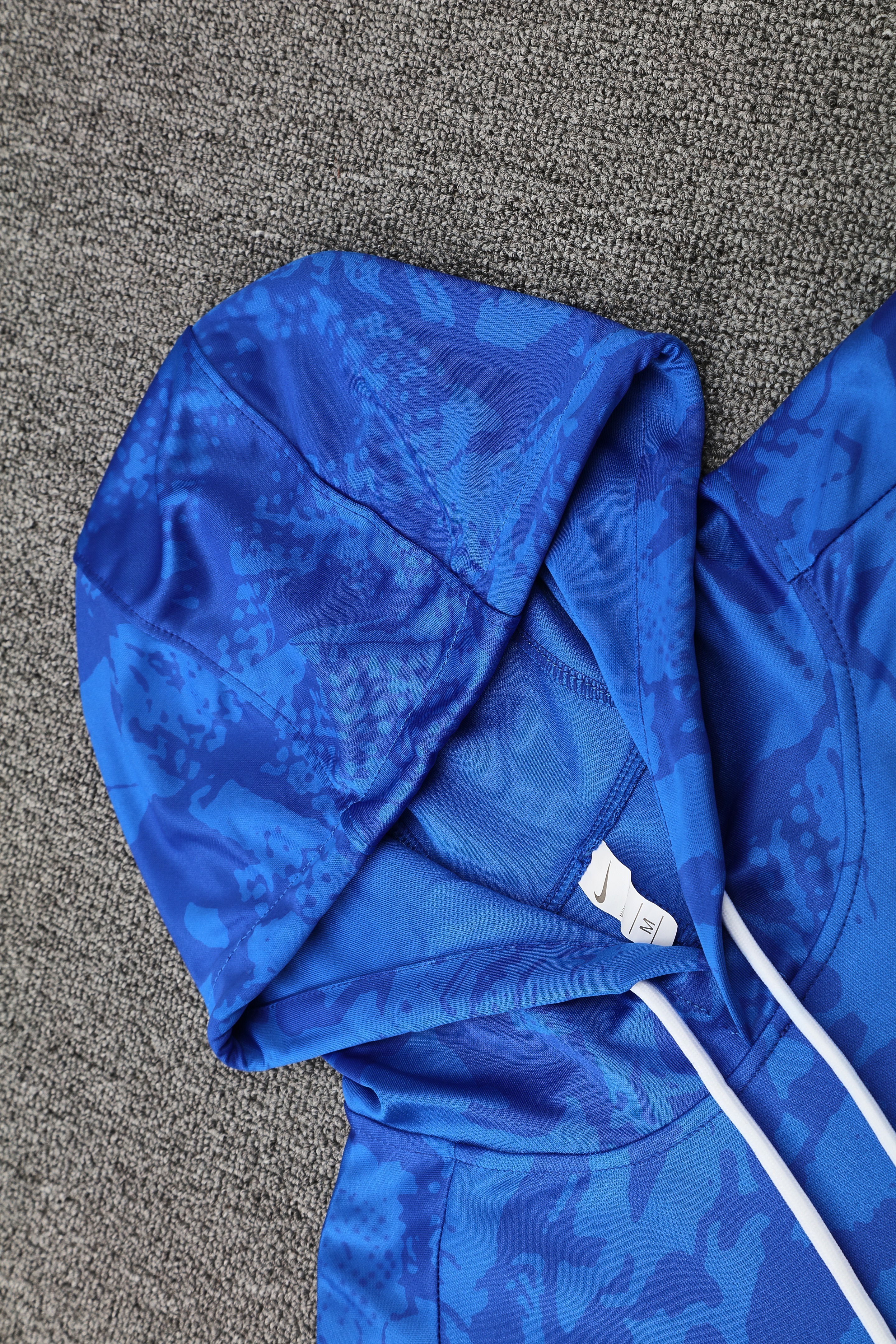 2025/2026 Barcelona Adult Long Sleeve Hood Kit