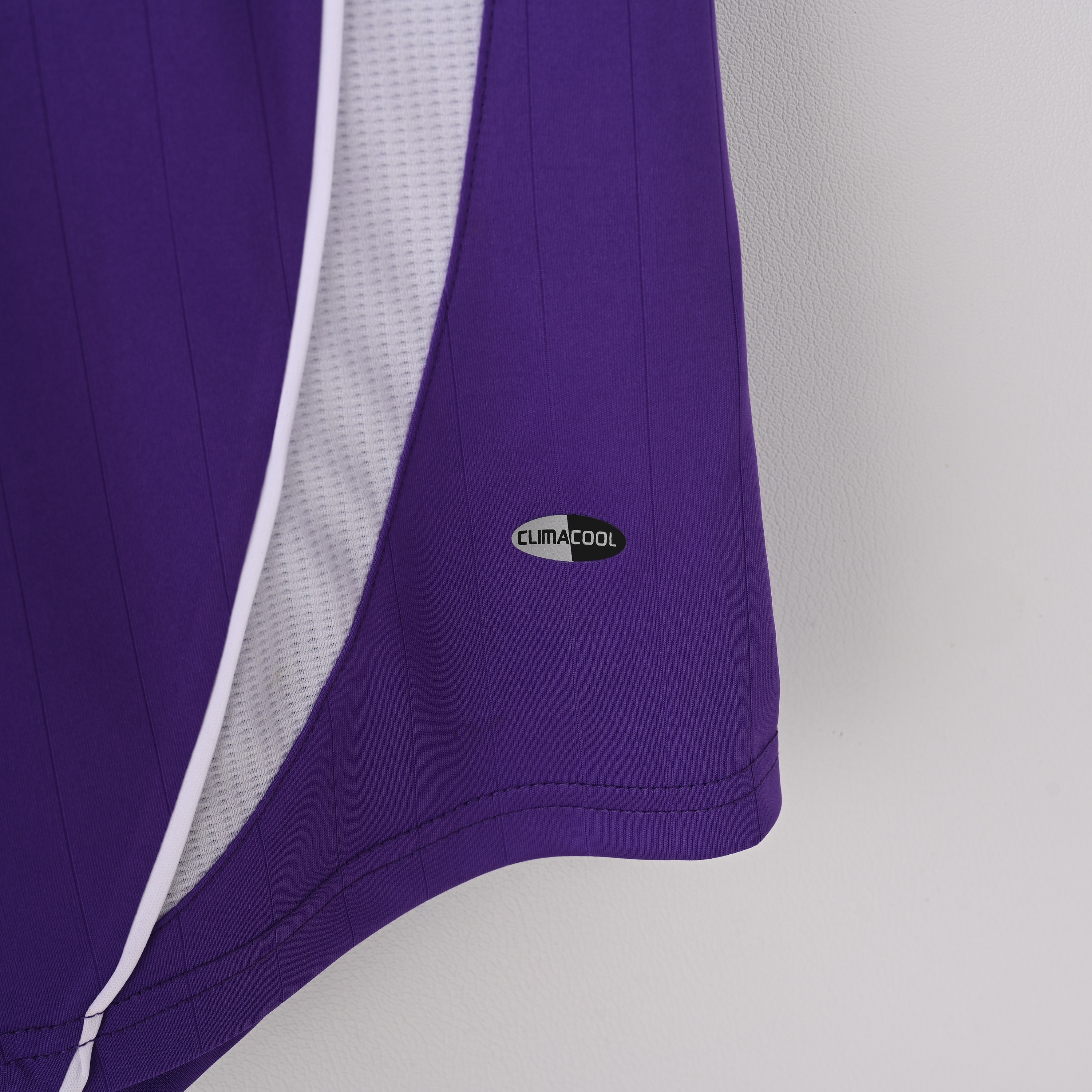 2006/2007 Real Madrid Second Away Retro Football Shirt