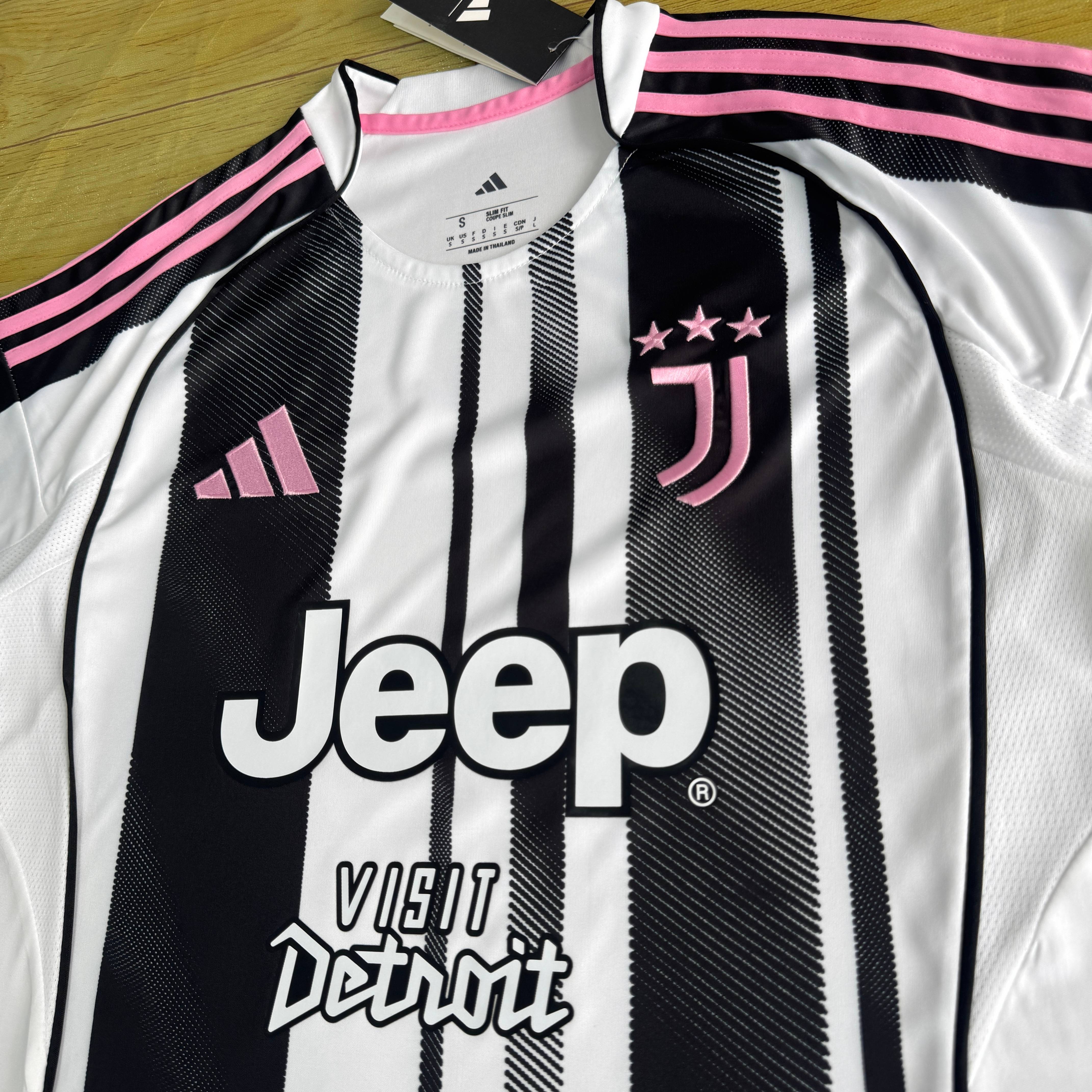 2025/2026 Juventus Home Football Shirt (Fan Edition)