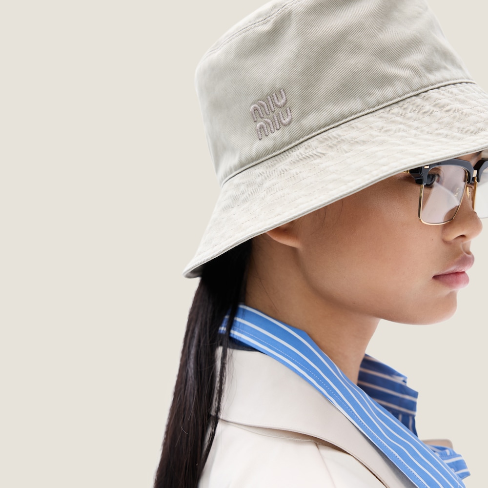 Gabardine bucket hat