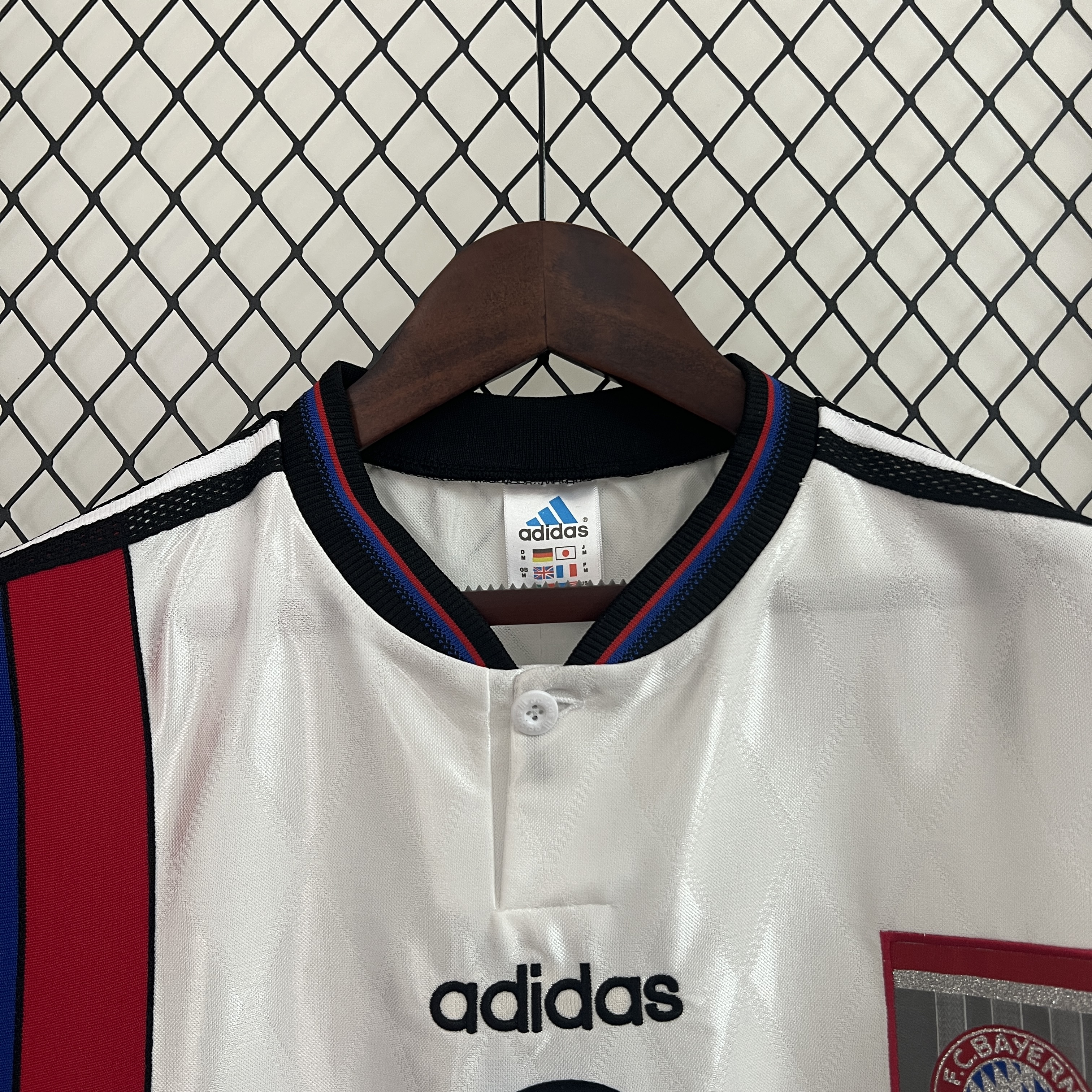 1996/1998 Bayern Munich Away Retro Football Shirt