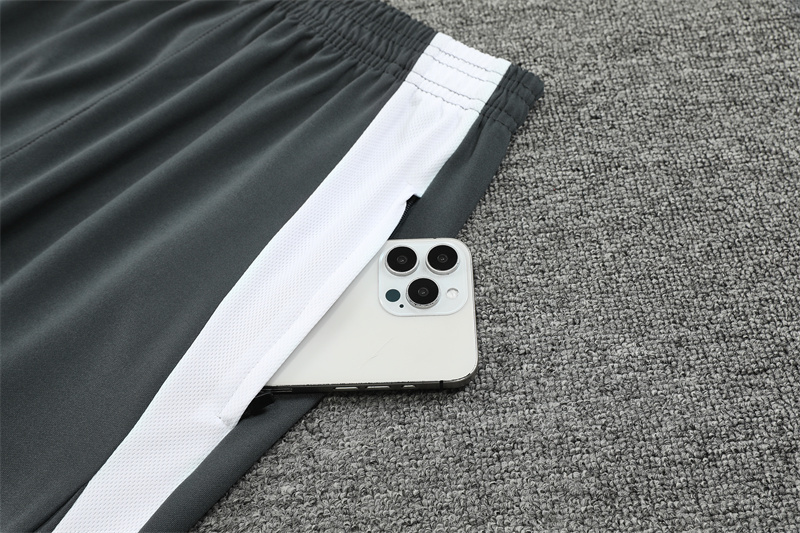 24/25 Manchester United Dark Grey Half Zip Training Kit (Adult Kids Kit)