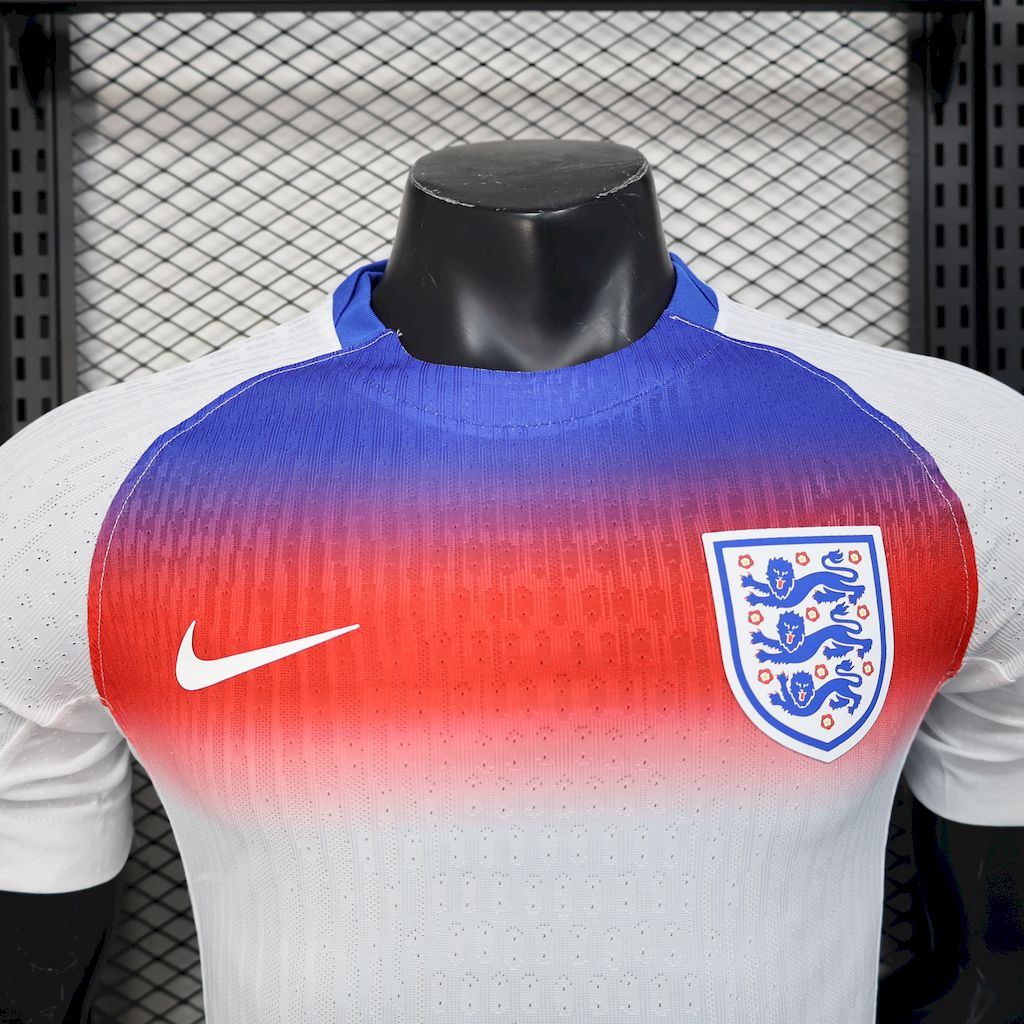 2025/2026 England Home Football Shirt (Player Edition)