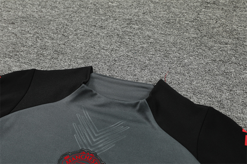 24/25 Manchester United Dark Grey Half Zip Training Kit (Adult Kids Kit)