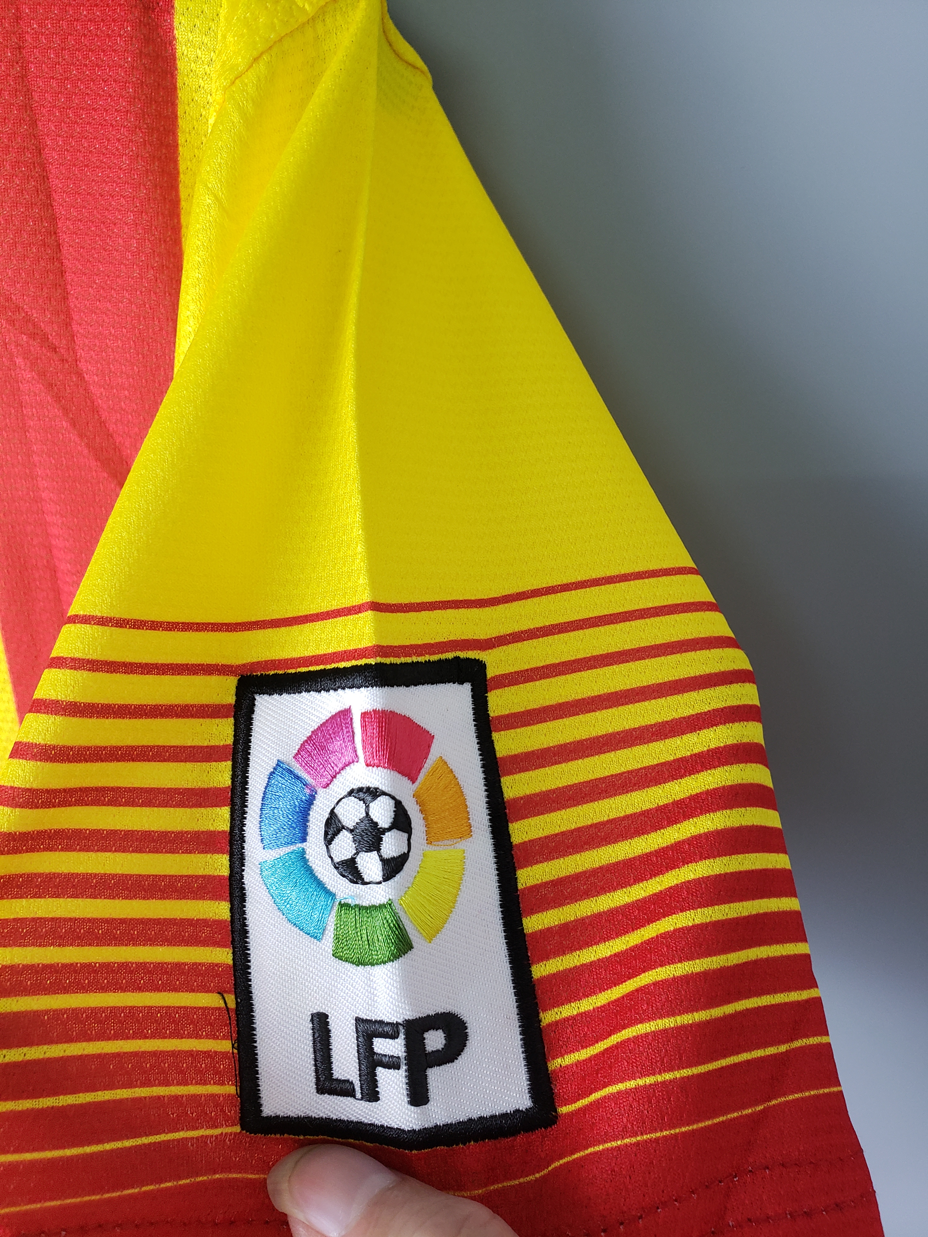 2013/2014 Barcelona Retro Away Football Shirt