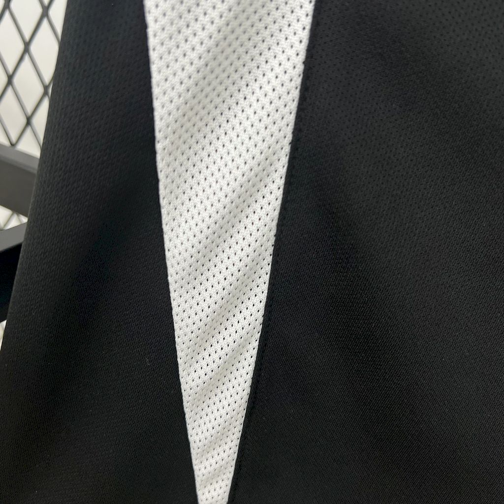 2002 Brazil Goalkeeper Retro Football Shirt