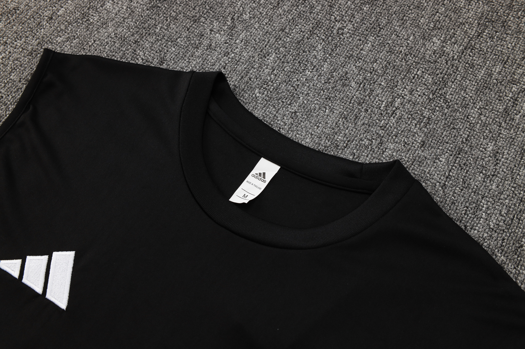 2025/2026 Real Madrid black adult vest training suit (Adult Kit)