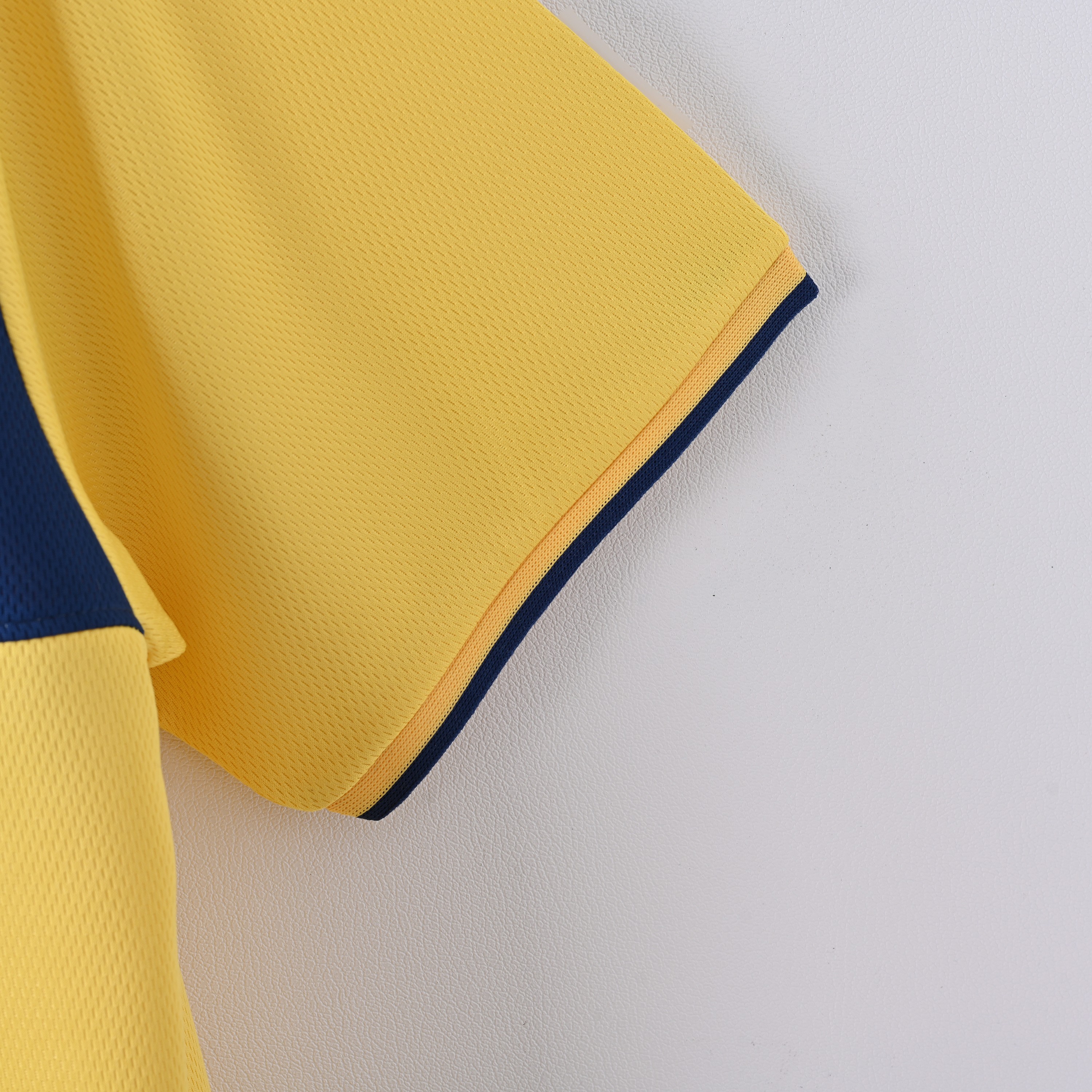 2002 Scotland away football shirt（Retro）