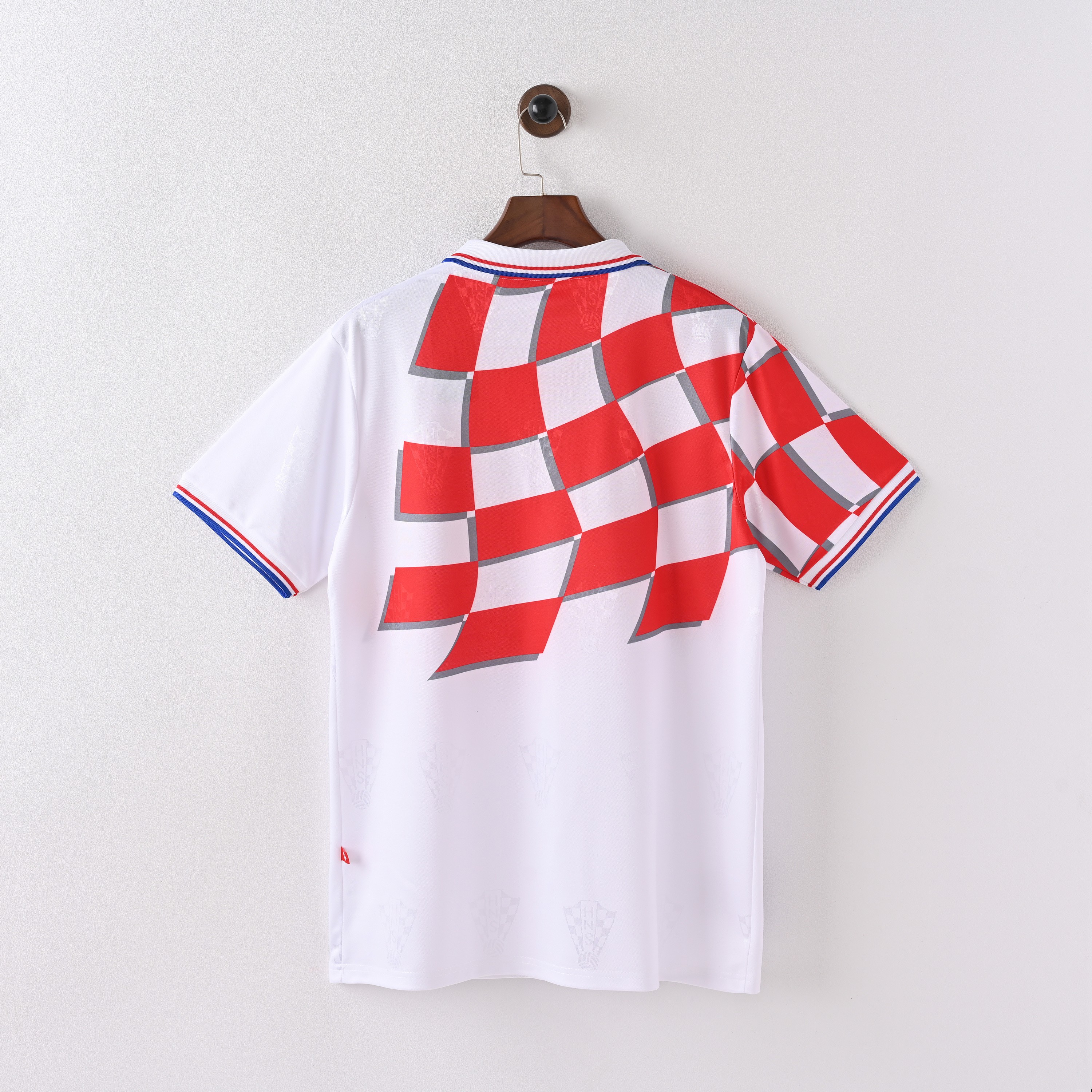 1998 Croatia home football shirt（Retro）