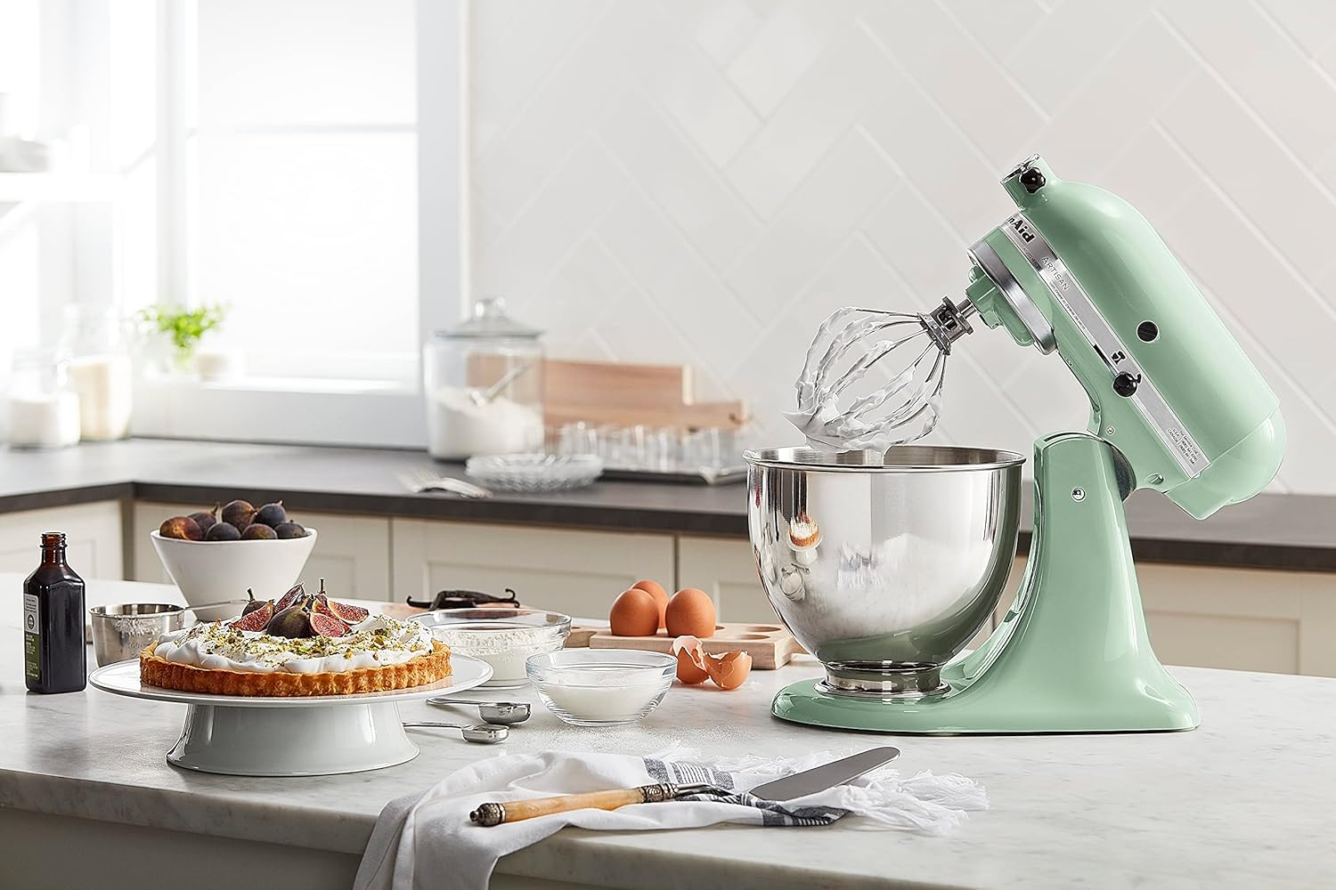 KitchenAid Artisan Series 5-Quart Tilt-Head Stand Mixer - KSM150PS, Milkshake