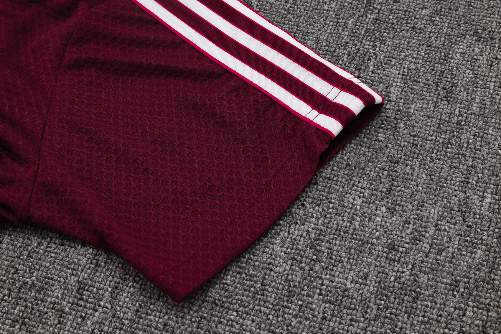 2025/2026 Bayern Munich Polo Dark Red Retro Edition (Adult Kit)