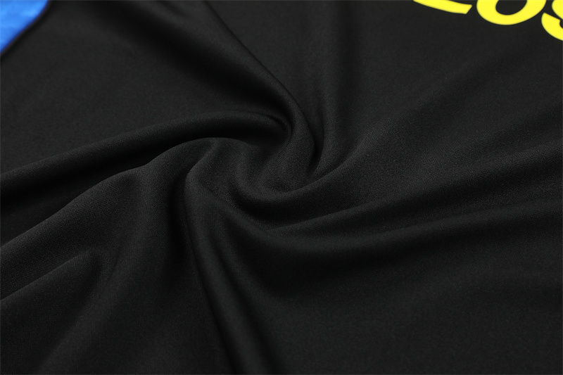 25/26 Manchester United black Half Zip Training Kit (Adult Kids Kit)