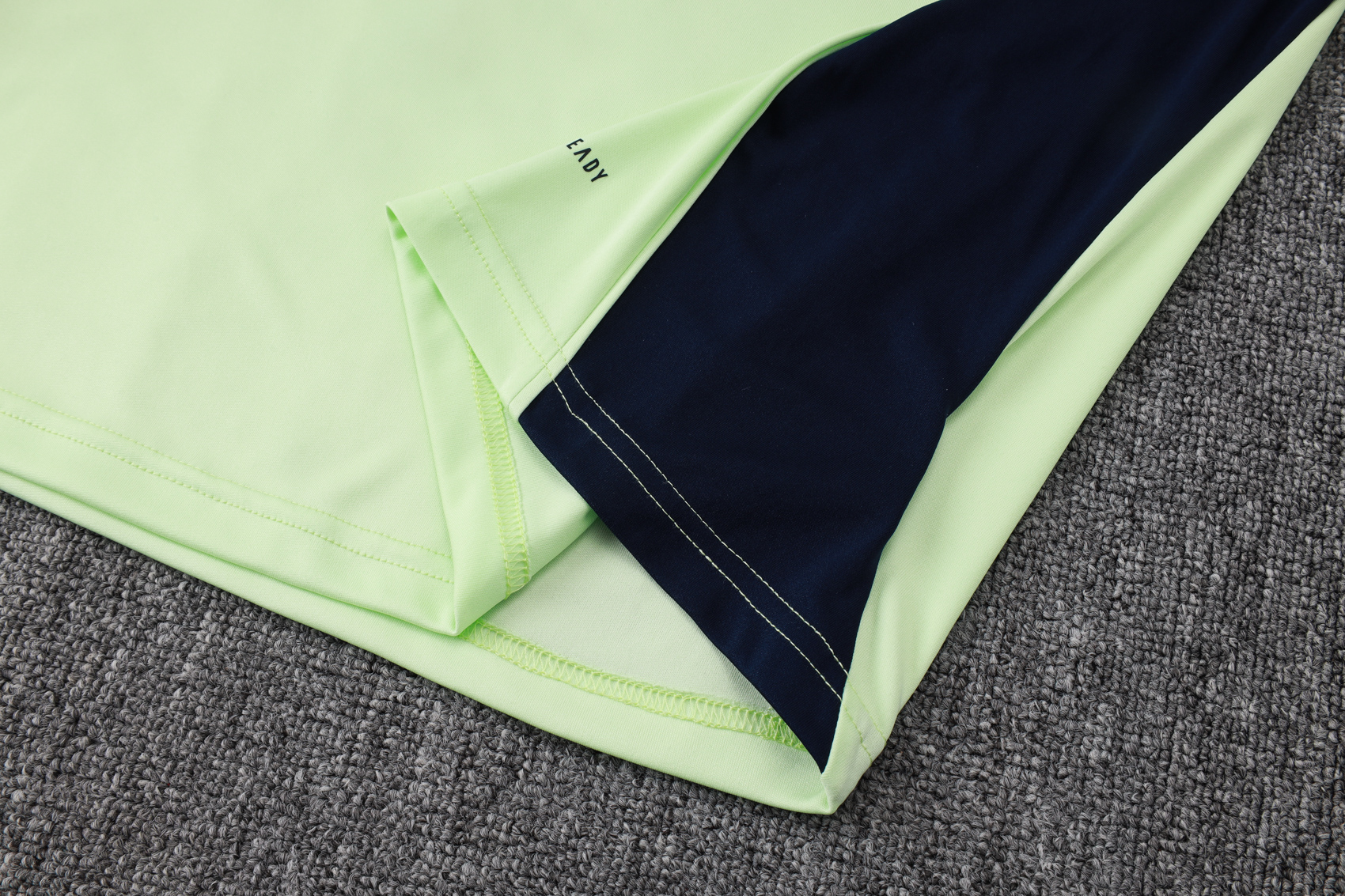 2025/2026 Real Madrid light green adult vest training suit (Adult Kit)